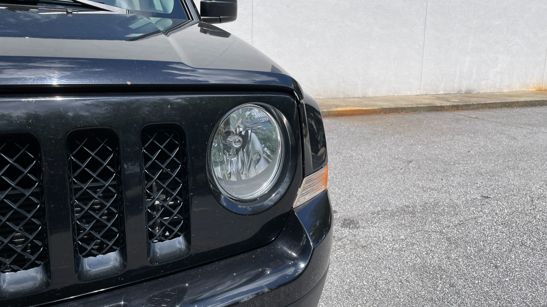 Used 2016 Jeep Patriot Sport SE / 6SPEED AUTO / POWER GROUP / CLOTH / KEYLESS ENTRY for sale Sold at Formula Imports in Charlotte NC 28227 32
