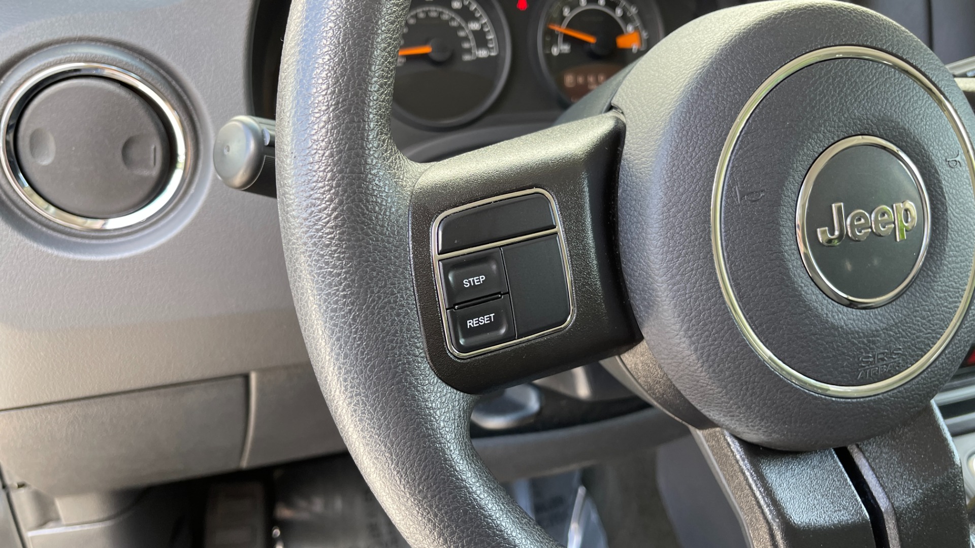 Used 2016 Jeep Patriot Sport SE / 6SPEED AUTO / POWER GROUP / CLOTH / KEYLESS ENTRY for sale Sold at Formula Imports in Charlotte NC 28227 44