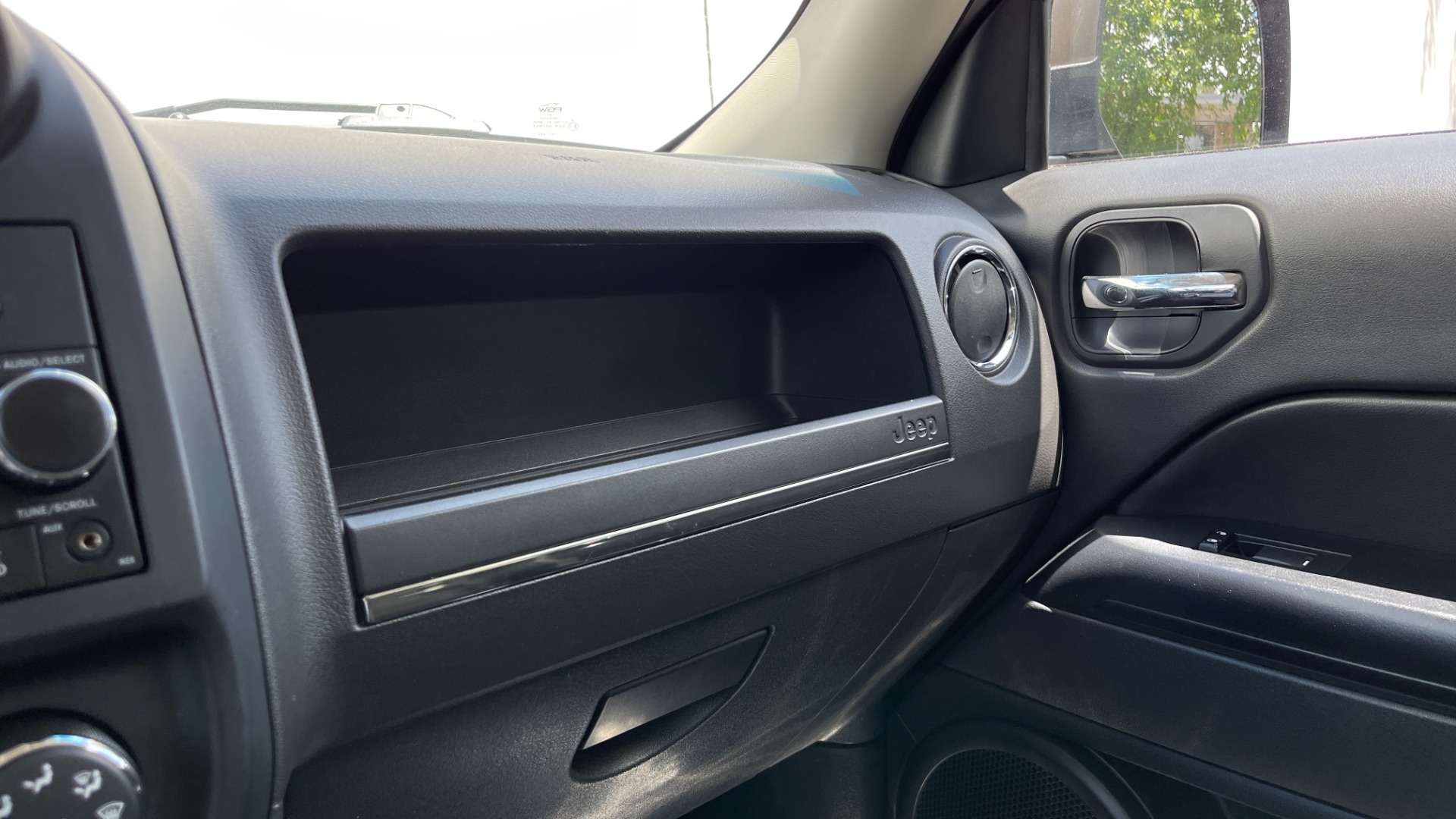 Used 2016 Jeep Patriot Sport SE / 6SPEED AUTO / POWER GROUP / CLOTH / KEYLESS ENTRY for sale Sold at Formula Imports in Charlotte NC 28227 52