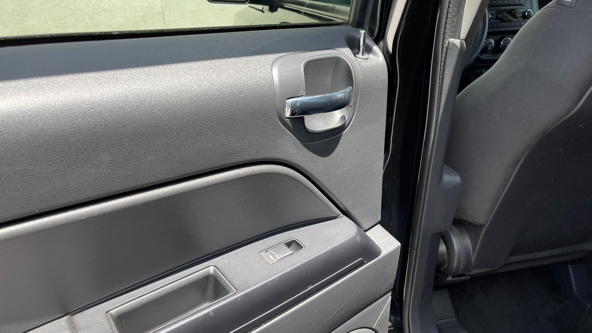 Used 2016 Jeep Patriot Sport SE / 6SPEED AUTO / POWER GROUP / CLOTH / KEYLESS ENTRY for sale $10,995 at Formula Imports in Charlotte NC 28227 56