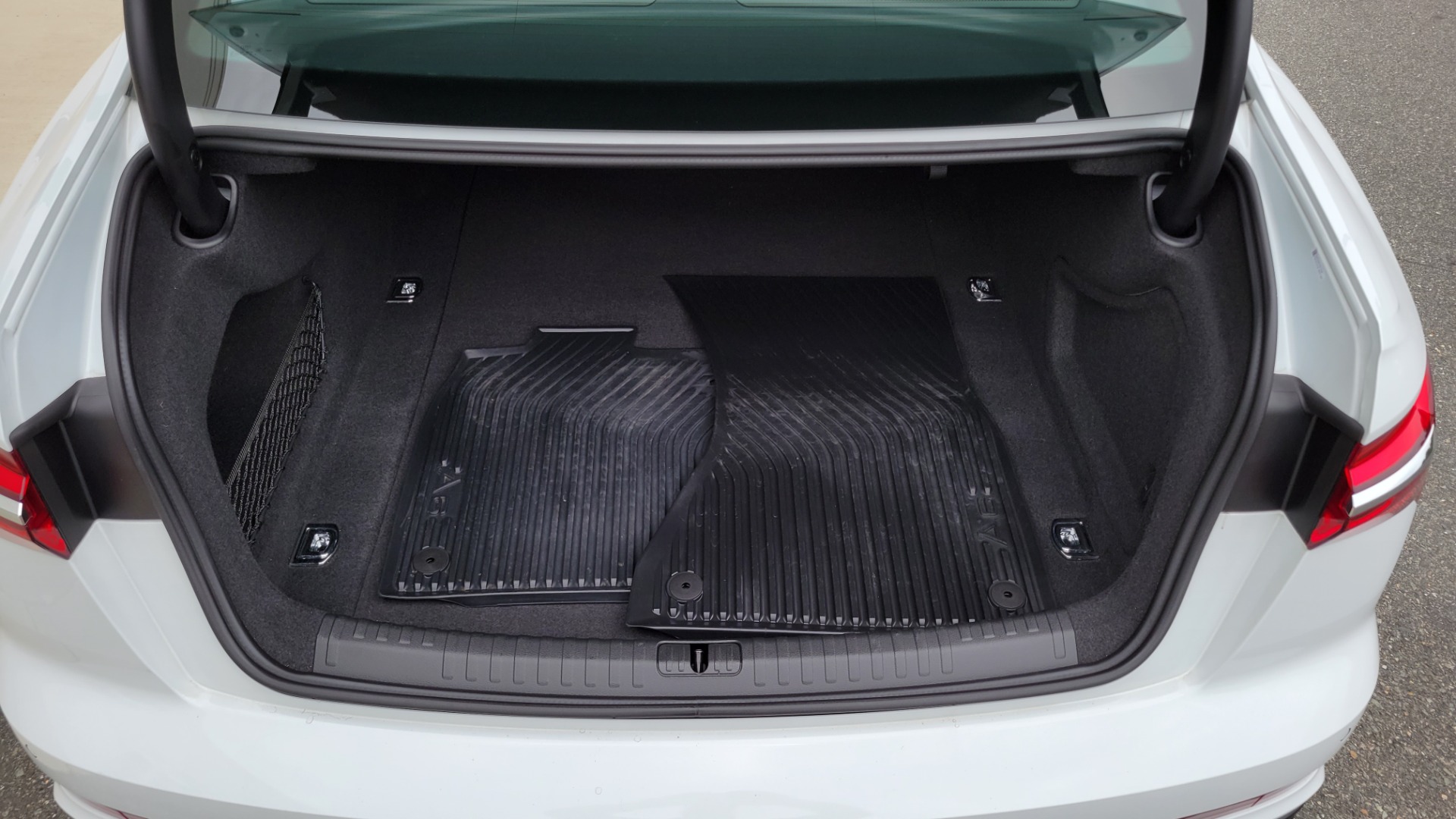 Used 2019 Audi A6 PREMIUM PLUS / DRVR ASST / WARM WTHR / CLD WTHR / NAV / CAMERA for sale Sold at Formula Imports in Charlotte NC 28227 16