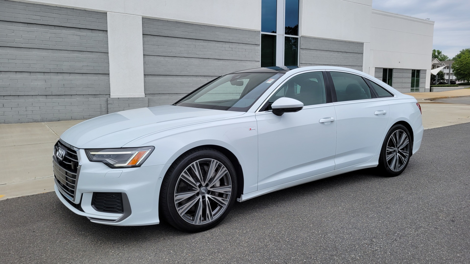 Used 2019 Audi A6 PREMIUM PLUS / DRVR ASST / WARM WTHR / CLD WTHR / NAV / CAMERA for sale Sold at Formula Imports in Charlotte NC 28227 3