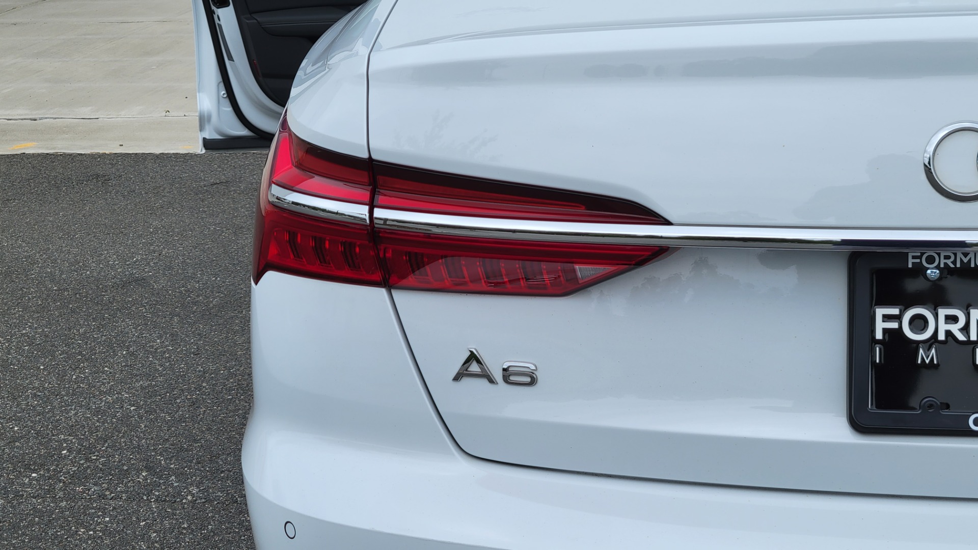 Used 2019 Audi A6 PREMIUM PLUS / DRVR ASST / WARM WTHR / CLD WTHR / NAV / CAMERA for sale Sold at Formula Imports in Charlotte NC 28227 31