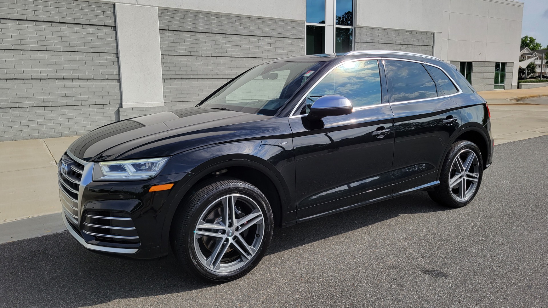 Used 2018 Audi SQ5 3.0 TFSI PRESTIGE QUATTRO / NAV / SUNROOF / B&O SND / CAMERA for sale Sold at Formula Imports in Charlotte NC 28227 3