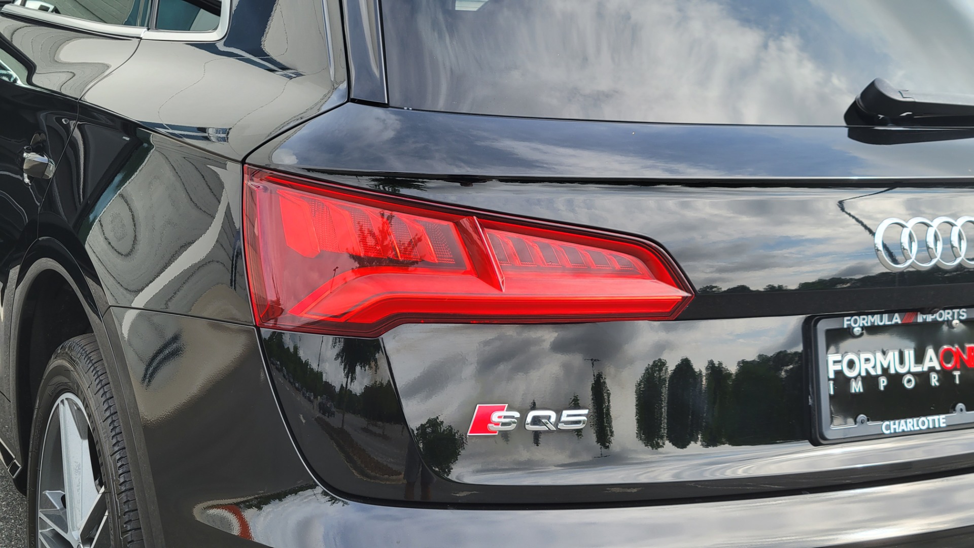 Used 2018 Audi SQ5 3.0 TFSI PRESTIGE QUATTRO / NAV / SUNROOF / B&O SND / CAMERA for sale Sold at Formula Imports in Charlotte NC 28227 30