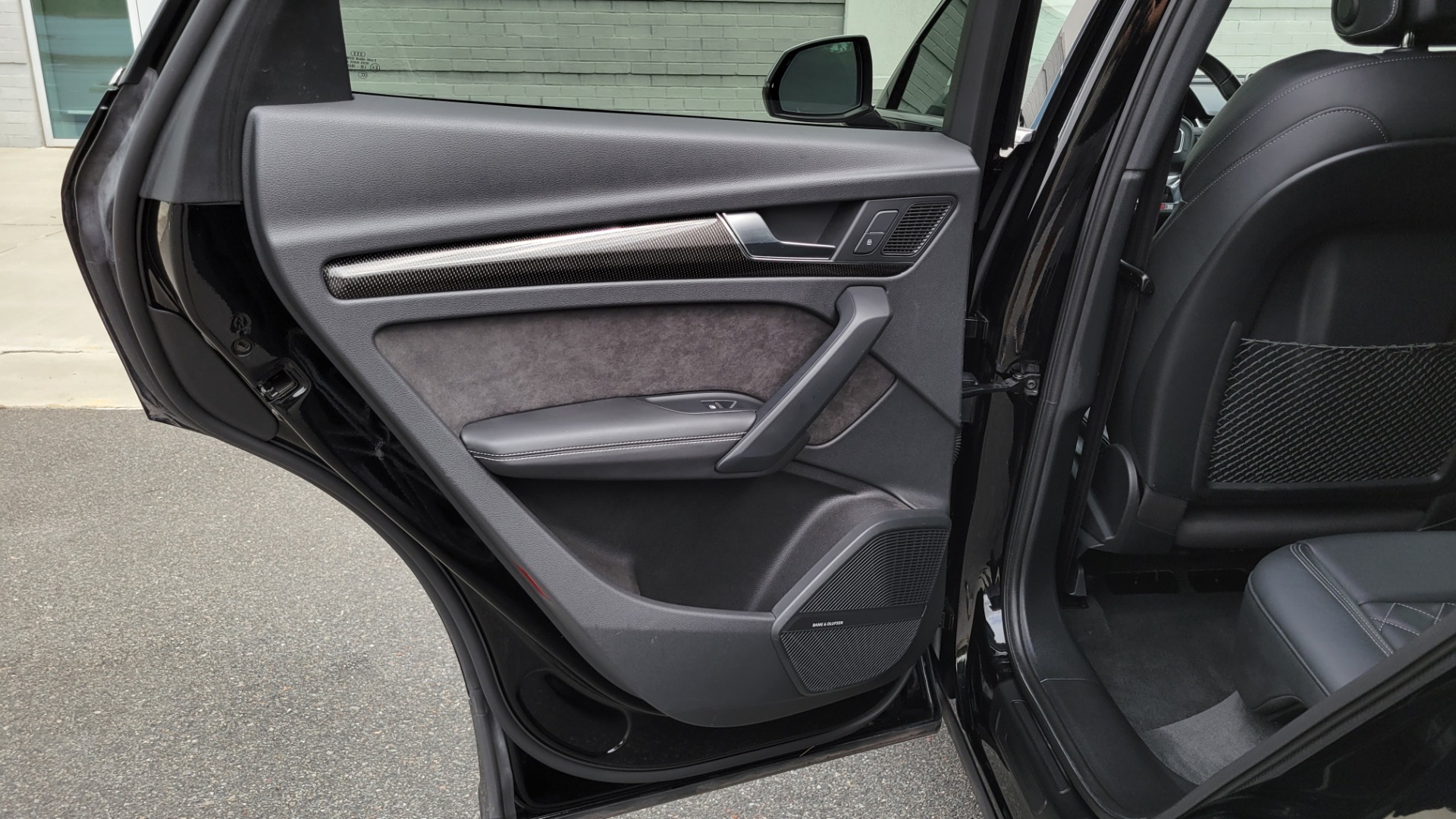 Used 2018 Audi SQ5 3.0 TFSI PRESTIGE QUATTRO / NAV / SUNROOF / B&O SND / CAMERA for sale $40,995 at Formula Imports in Charlotte NC 28227 64