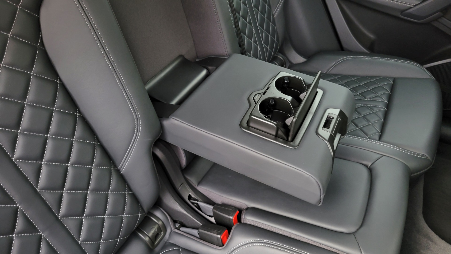 Used 2018 Audi SQ5 3.0 TFSI PRESTIGE QUATTRO / NAV / SUNROOF / B&O SND / CAMERA for sale $40,995 at Formula Imports in Charlotte NC 28227 83