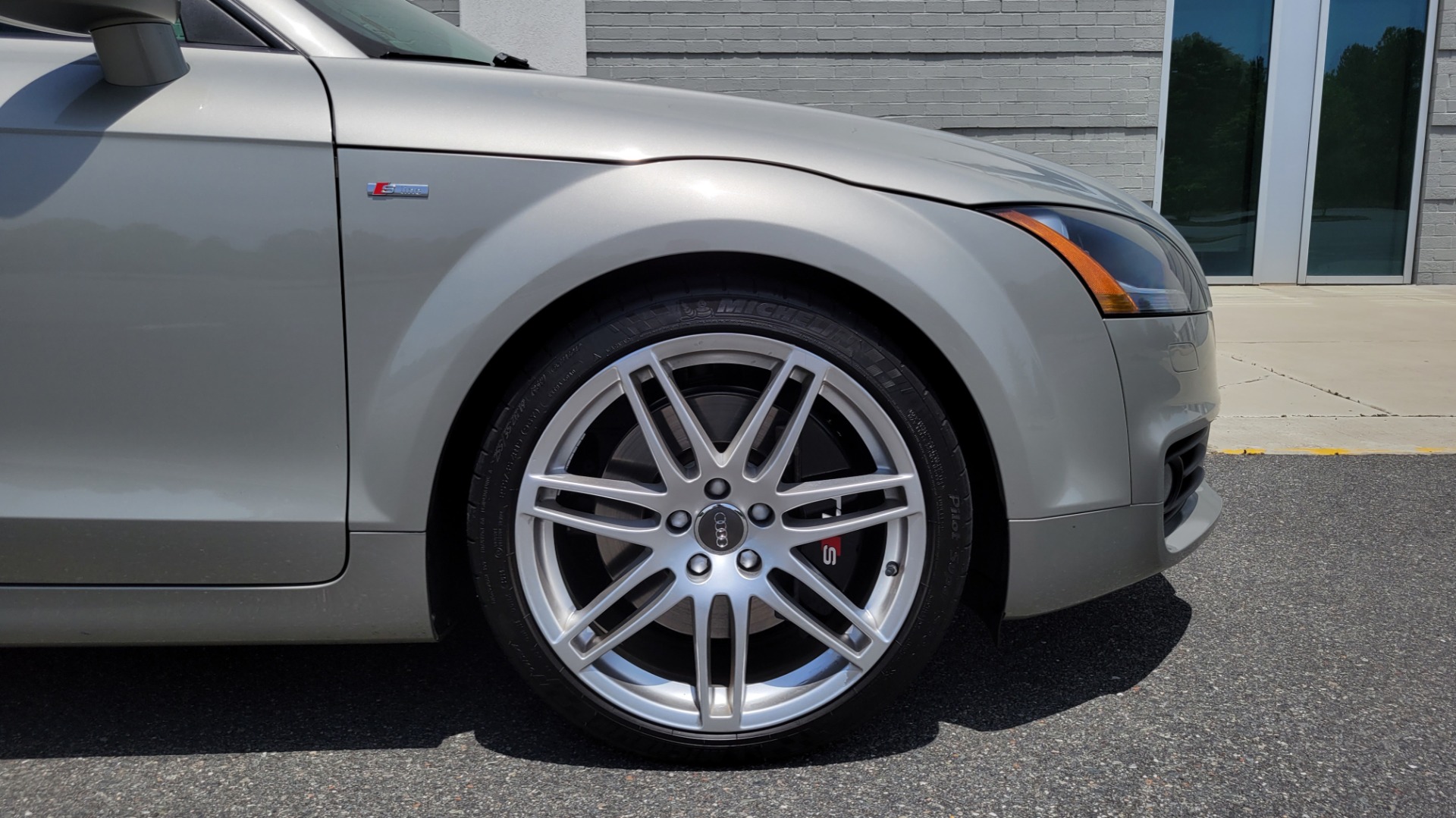 Used 2008 Audi TT 3.2L CONVERTIBLE / MANUAL / 19IN WHEELS / LOW MILES for sale Sold at Formula Imports in Charlotte NC 28227 76