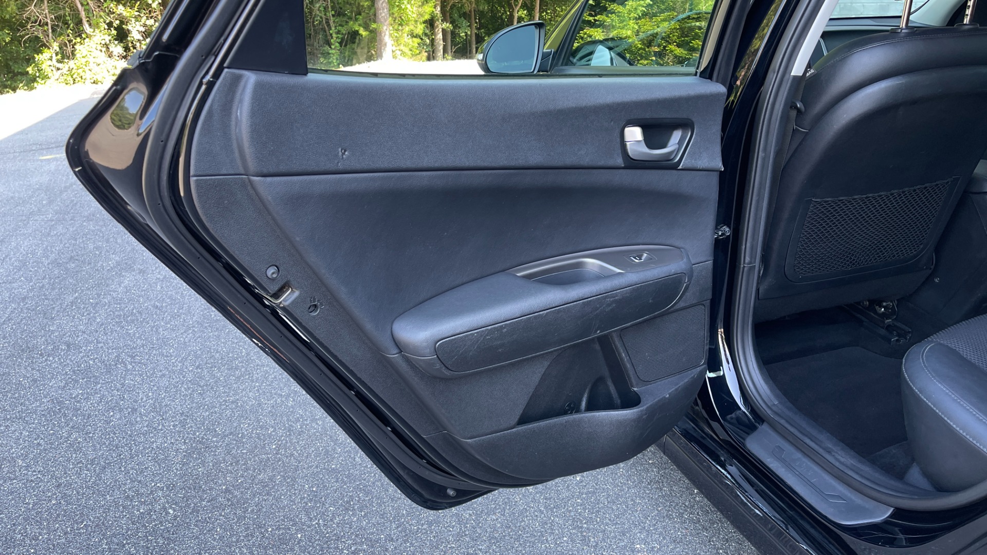 Used 2019 Kia Optima S / 4CYL / BLACK CLOTH/LEATHERETTE SEATS / AUTOMATIC TRANSMISSION for sale $23,995 at Formula Imports in Charlotte NC 28227 32
