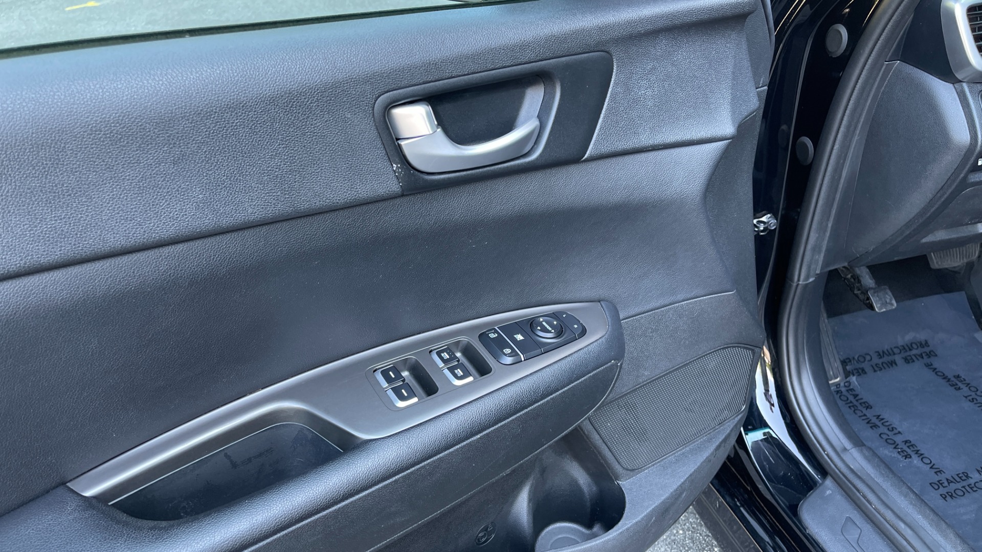 Used 2019 Kia Optima S / 4CYL / BLACK CLOTH/LEATHERETTE SEATS / AUTOMATIC TRANSMISSION for sale Sold at Formula Imports in Charlotte NC 28227 34