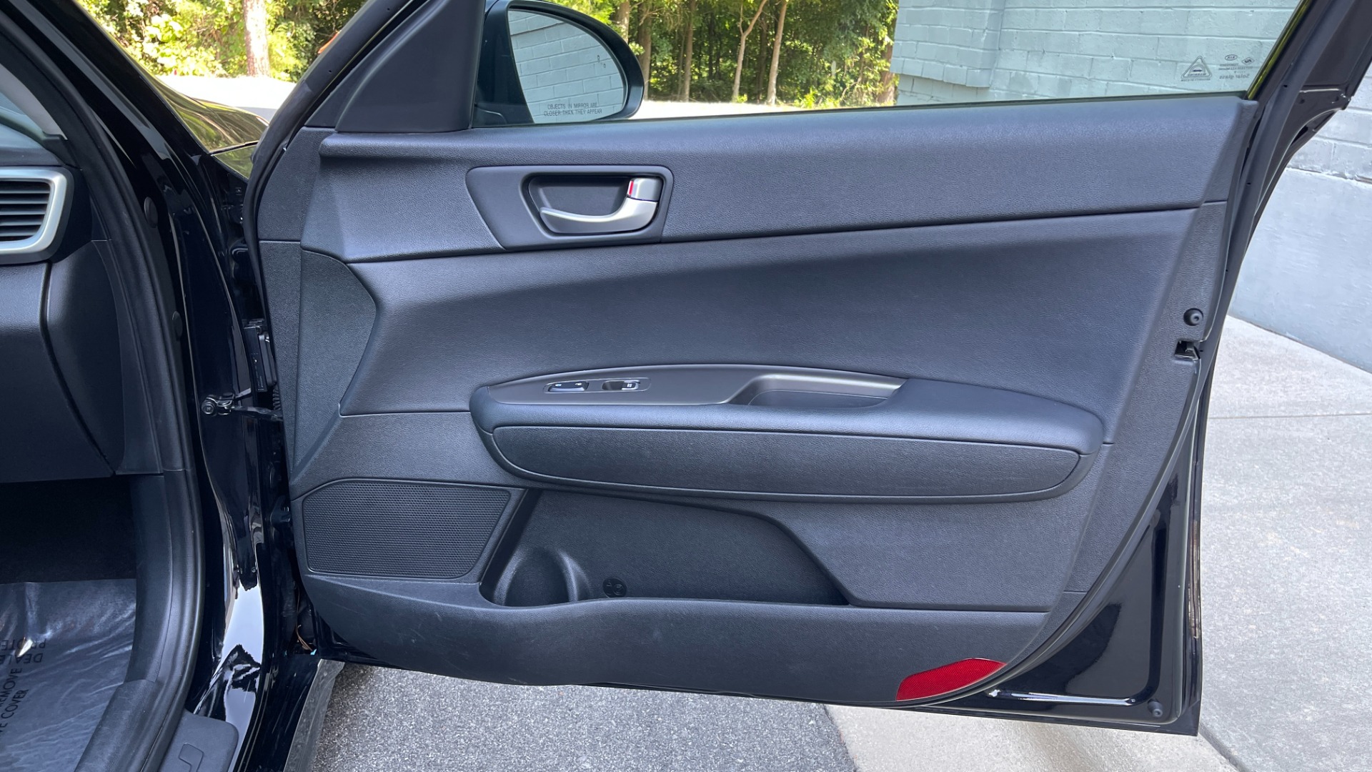 Used 2019 Kia Optima S / 4CYL / BLACK CLOTH/LEATHERETTE SEATS / AUTOMATIC TRANSMISSION for sale Sold at Formula Imports in Charlotte NC 28227 36