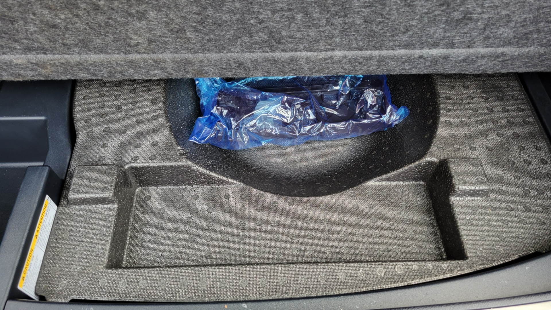Used 2019 Lexus NX 300 / 2.0L TURBO / AUTO / SUNROOF / VENTILATED SEATS / CAMERA for sale Sold at Formula Imports in Charlotte NC 28227 18