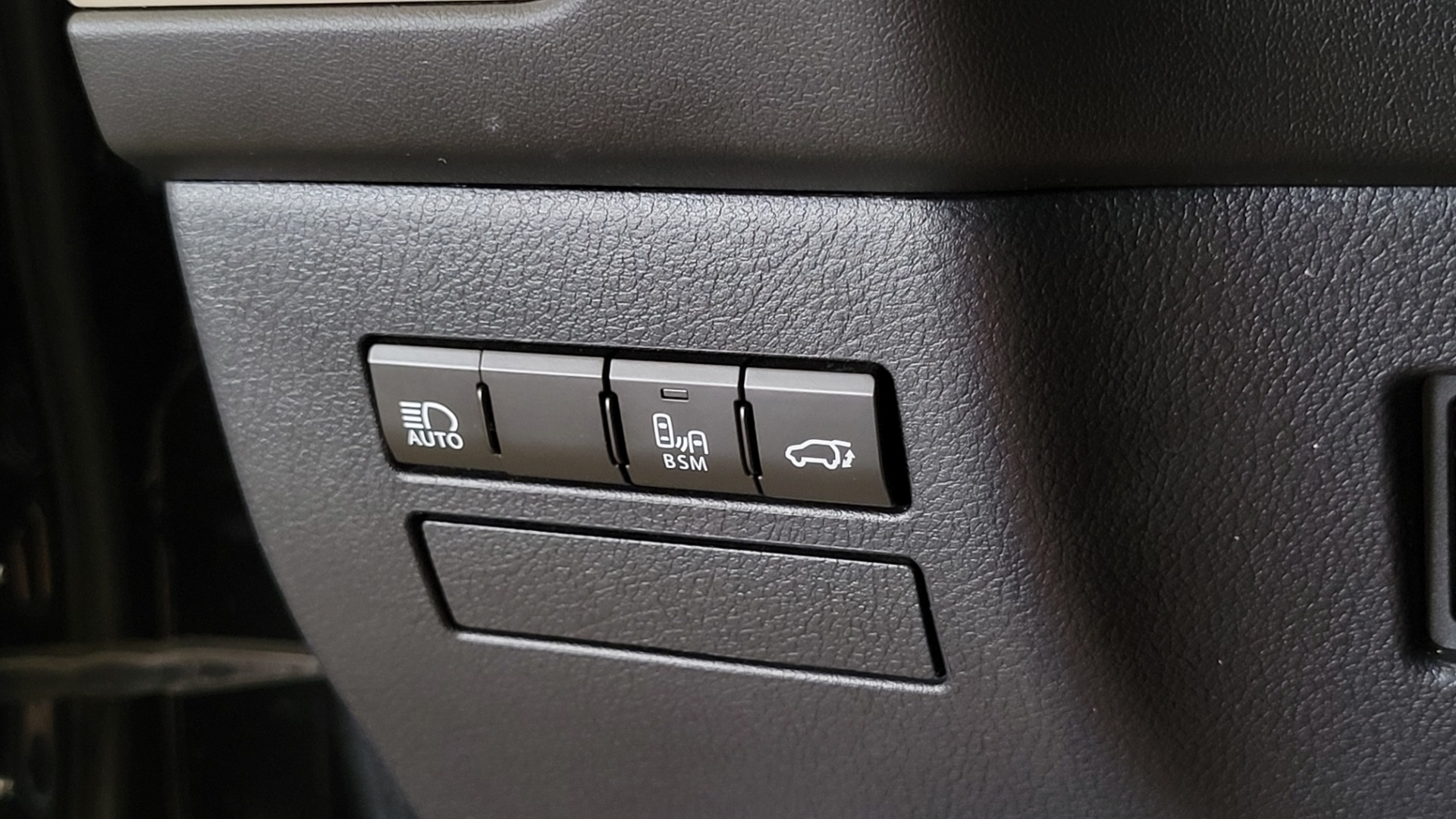 Used 2019 Lexus NX NX 300 for sale Sold at Formula Imports in Charlotte NC 28227 37