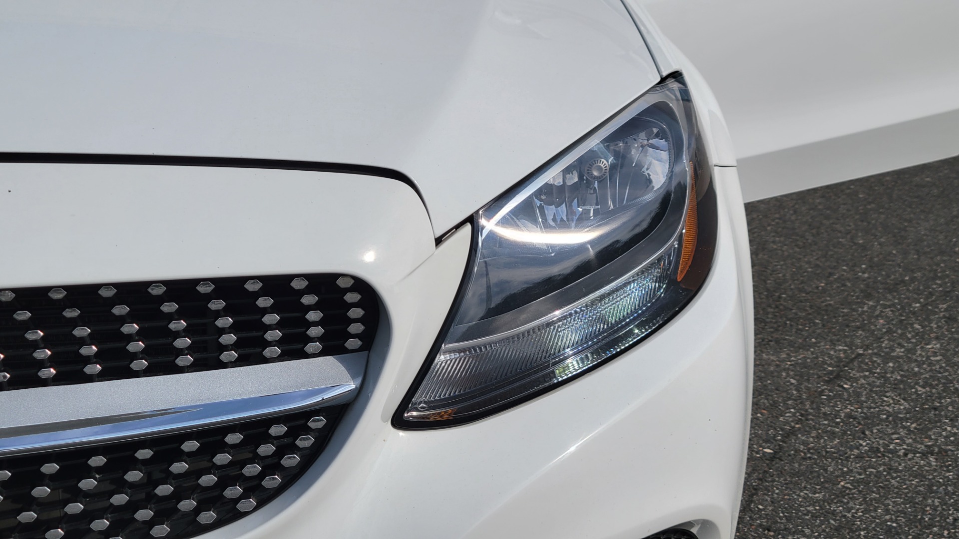 Used 2018 Mercedes-Benz C-CLASS C 300 PREMIUM / SUNROOF / SMARTPHONE / COMFORT SUSP / CAMERA for sale Sold at Formula Imports in Charlotte NC 28227 25