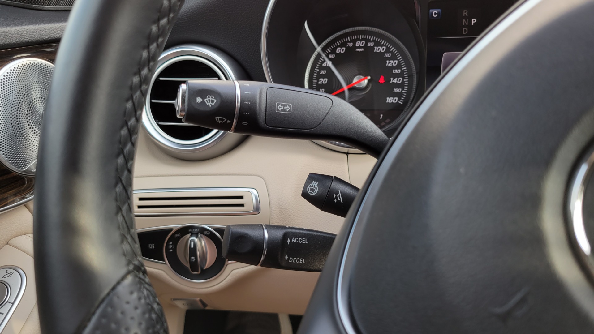 Used 2018 Mercedes-Benz C-CLASS C 300 PREMIUM / SUNROOF / SMARTPHONE / COMFORT SUSP / CAMERA for sale Sold at Formula Imports in Charlotte NC 28227 42