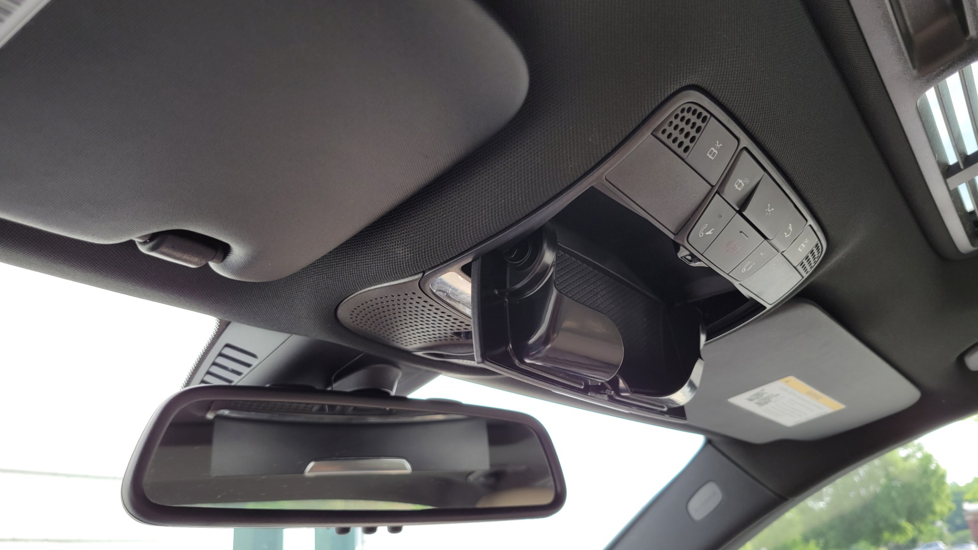 Used 2018 Mercedes-Benz C-CLASS C 300 PREMIUM / SUNROOF / SMARTPHONE / COMFORT SUSP / CAMERA for sale $31,395 at Formula Imports in Charlotte NC 28227 56