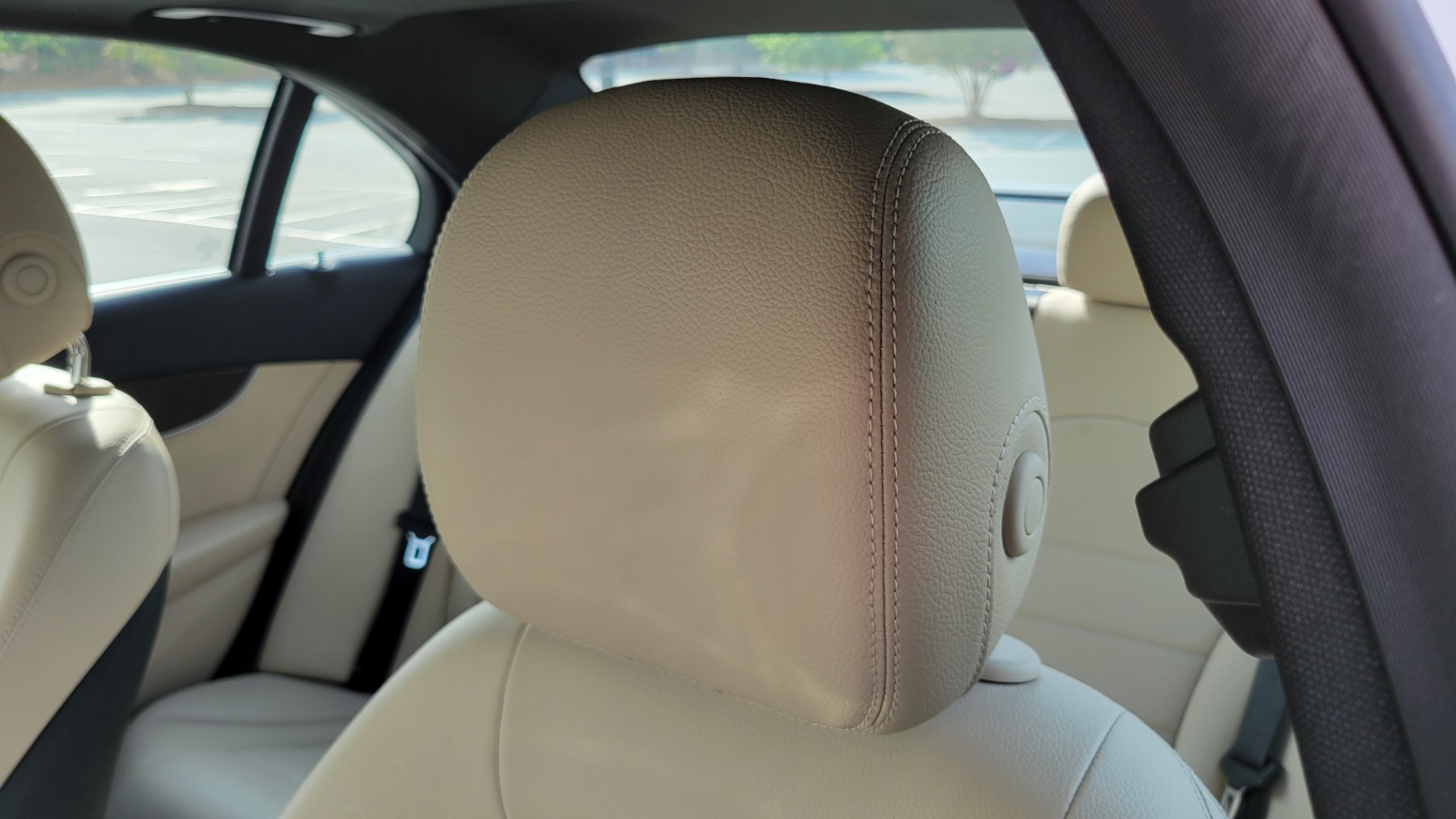 Used 2018 Mercedes-Benz C-CLASS C 300 PREMIUM / SUNROOF / SMARTPHONE / COMFORT SUSP / CAMERA for sale Sold at Formula Imports in Charlotte NC 28227 60
