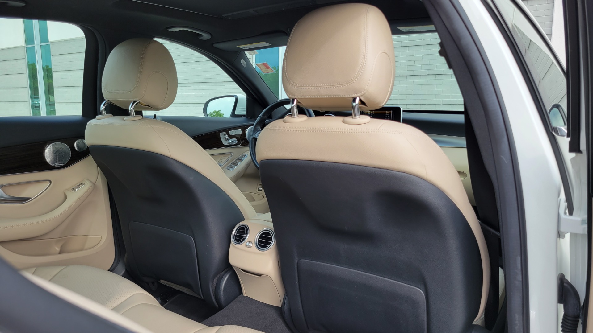 Used 2018 Mercedes-Benz C-CLASS C 300 PREMIUM / SUNROOF / SMARTPHONE / COMFORT SUSP / CAMERA for sale Sold at Formula Imports in Charlotte NC 28227 78