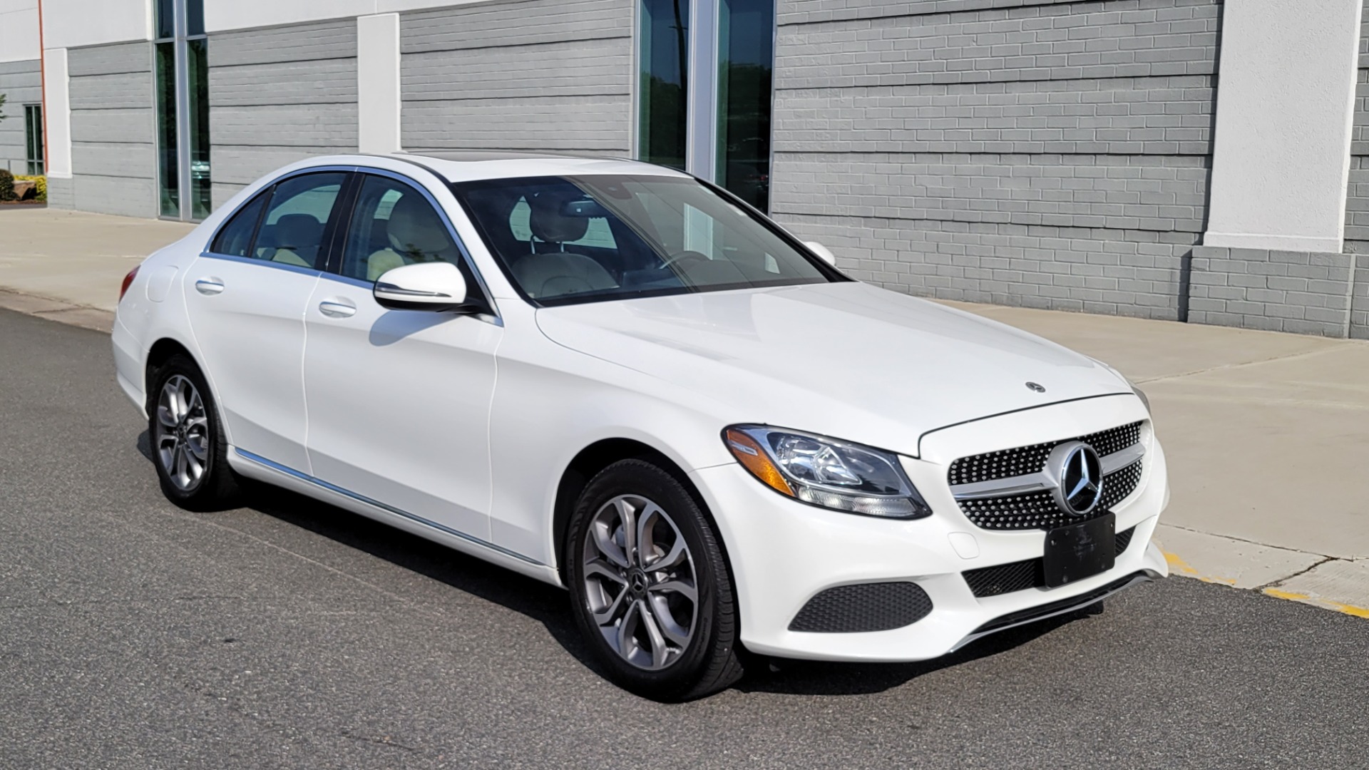 Used 2018 Mercedes-Benz C-CLASS C 300 PREMIUM / SUNROOF / SMARTPHONE / COMFORT SUSP / CAMERA for sale Sold at Formula Imports in Charlotte NC 28227 8