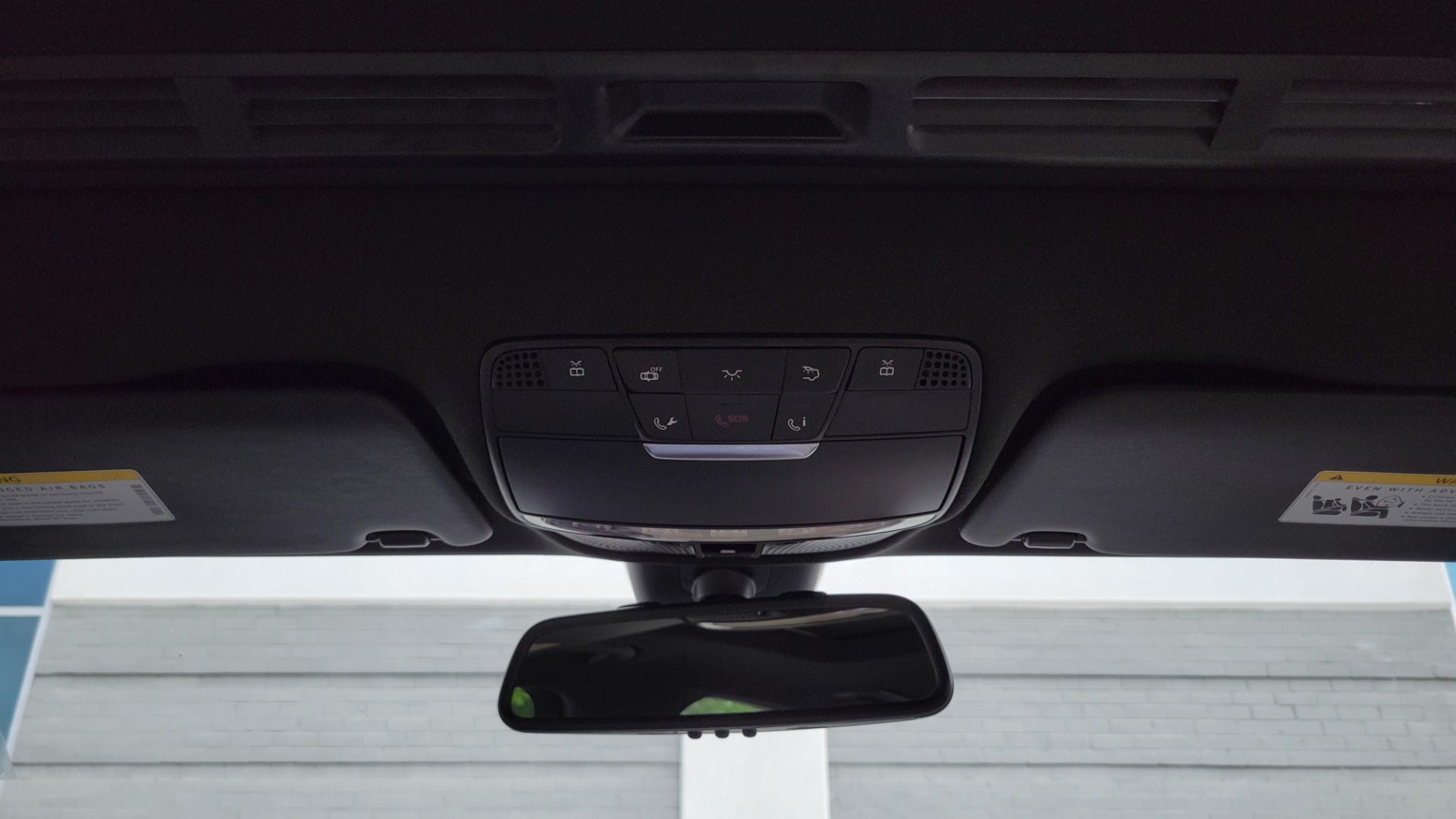 Used 2018 Mercedes-Benz C-CLASS C 300 PREMIUM / SUNROOF / SMARTPHONE / COMFORT SUSP / CAMERA for sale $31,395 at Formula Imports in Charlotte NC 28227 81