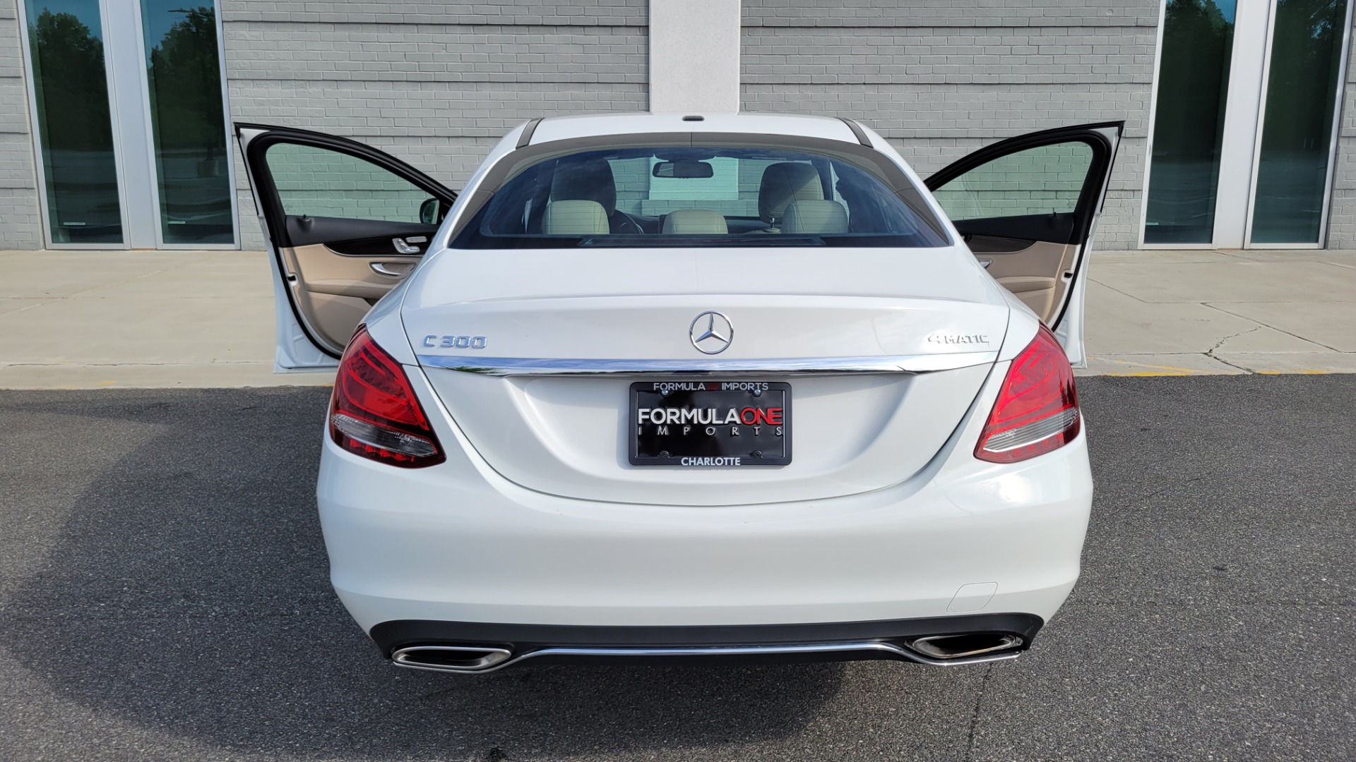 Used 2018 Mercedes-Benz C-CLASS C 300 PREMIUM / SUNROOF / SMARTPHONE / COMFORT SUSP / CAMERA for sale $31,395 at Formula Imports in Charlotte NC 28227 9