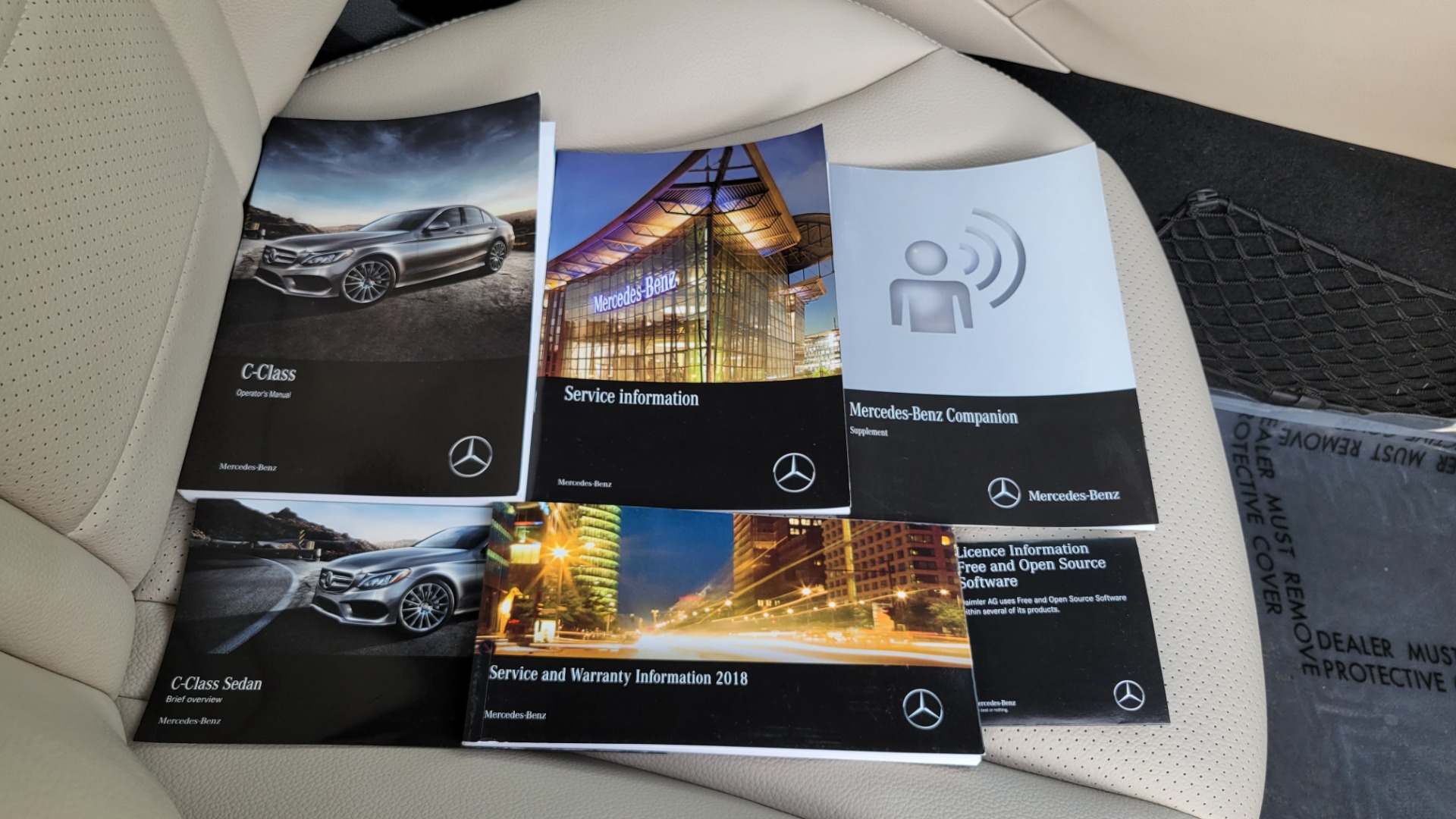 Used 2018 Mercedes-Benz C-CLASS C 300 PREMIUM / SUNROOF / SMARTPHONE / COMFORT SUSP / CAMERA for sale $31,395 at Formula Imports in Charlotte NC 28227 92