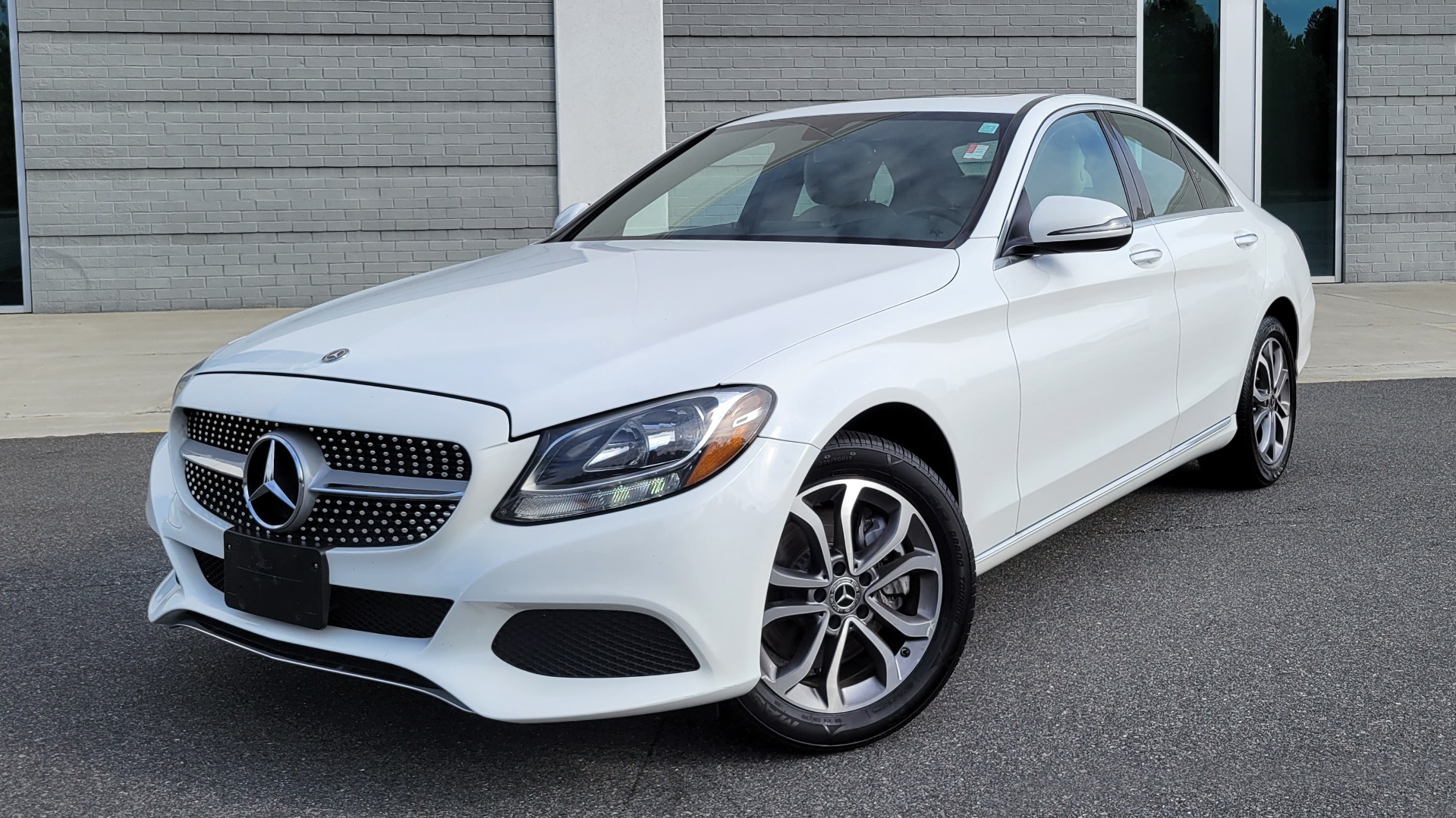 Used 2018 Mercedes-Benz C-CLASS C 300 PREMIUM / SUNROOF / SMARTPHONE / COMFORT SUSP / CAMERA for sale $31,395 at Formula Imports in Charlotte NC 28227 1