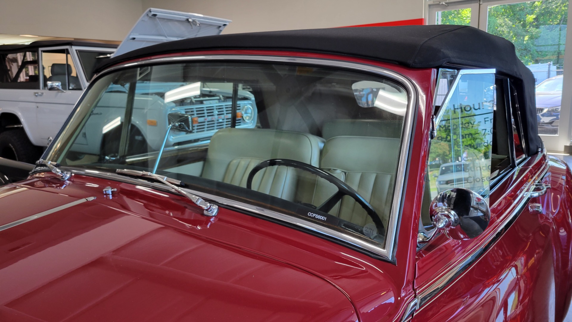 Used 1963 Rolls-Royce SILVER CLOUD III CONVERTIBLE / V8 / AUTOMATIC / RESTORED / LOW MILES for sale Sold at Formula Imports in Charlotte NC 28227 12