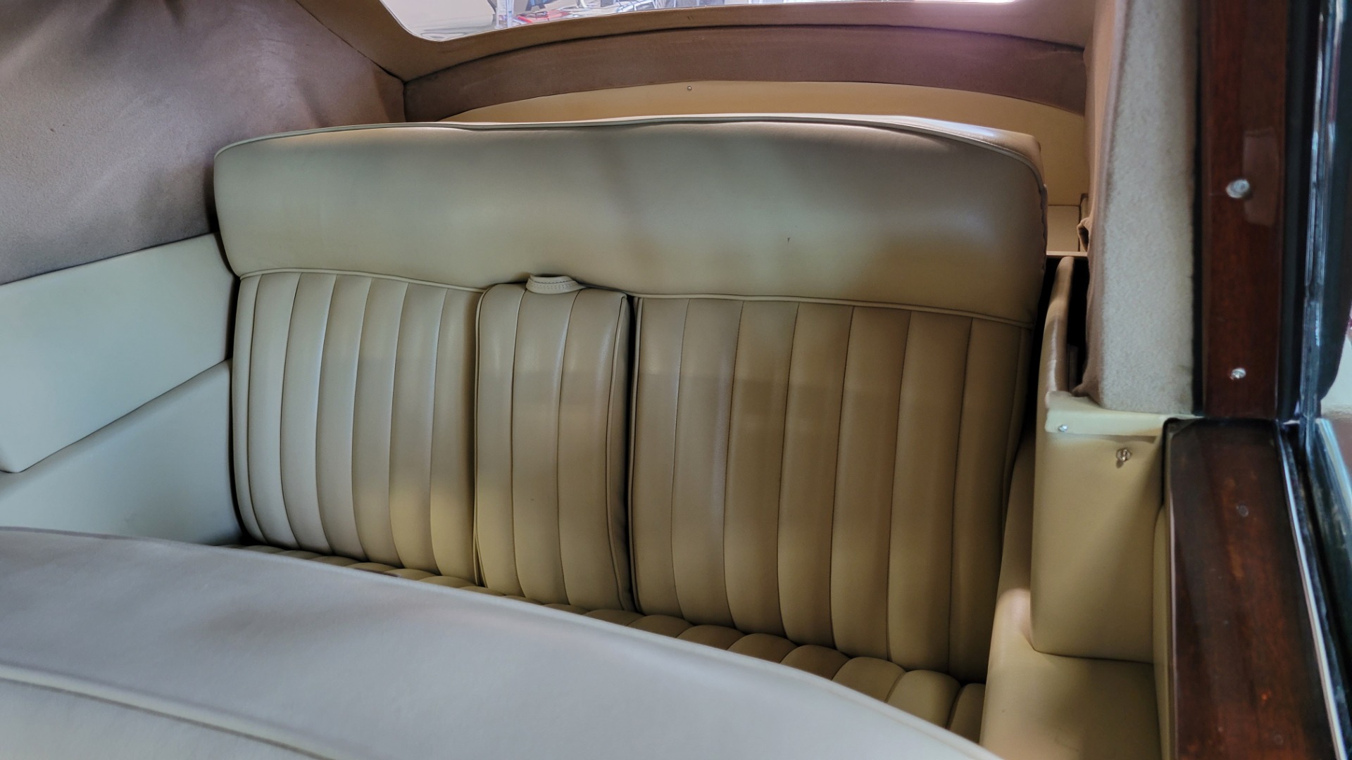 Used 1963 Rolls-Royce SILVER CLOUD III CONVERTIBLE / V8 / AUTOMATIC / RESTORED / LOW MILES for sale Sold at Formula Imports in Charlotte NC 28227 30
