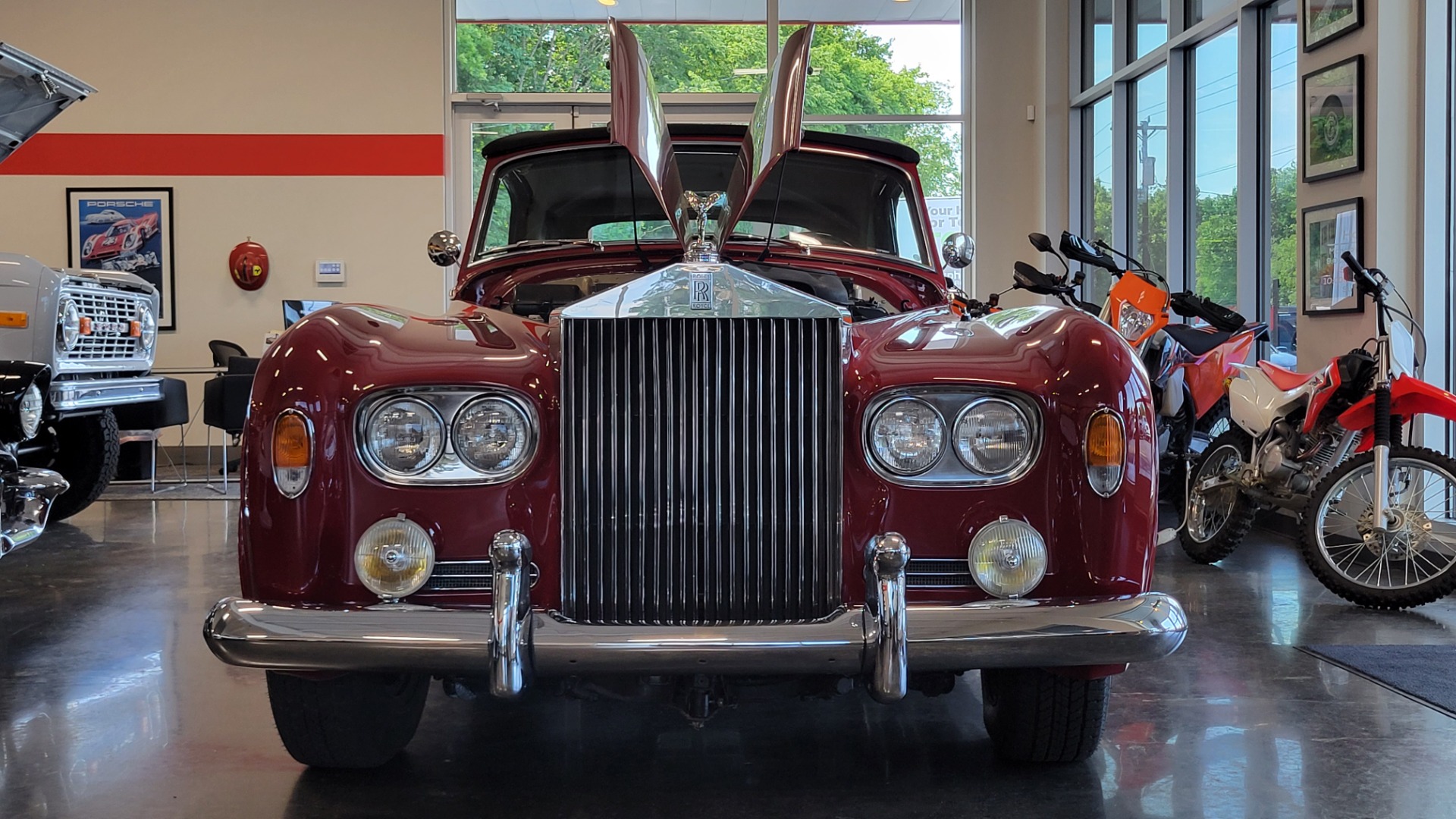 Used 1963 Rolls-Royce SILVER CLOUD III CONVERTIBLE / V8 / AUTOMATIC / RESTORED / LOW MILES for sale Sold at Formula Imports in Charlotte NC 28227 52
