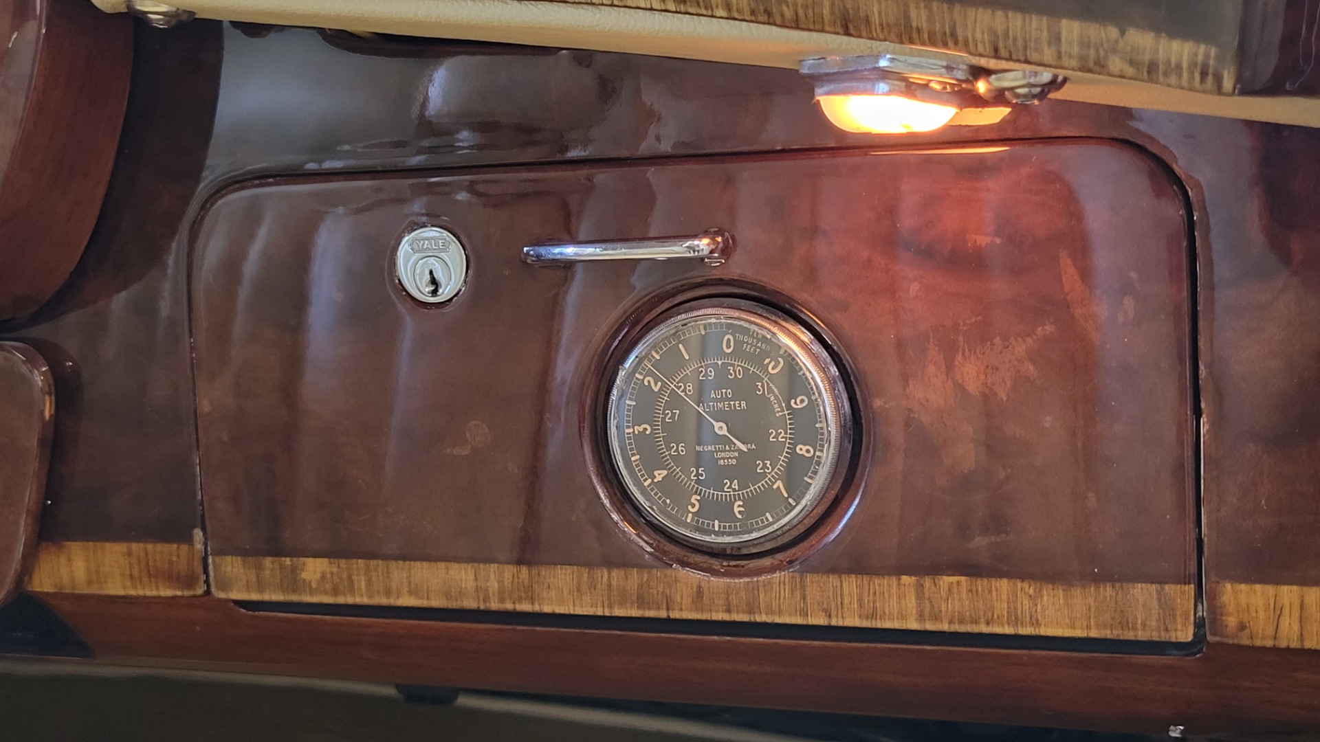 Used 1963 Rolls-Royce SILVER CLOUD III CONVERTIBLE / V8 / AUTOMATIC / RESTORED / LOW MILES for sale Sold at Formula Imports in Charlotte NC 28227 65