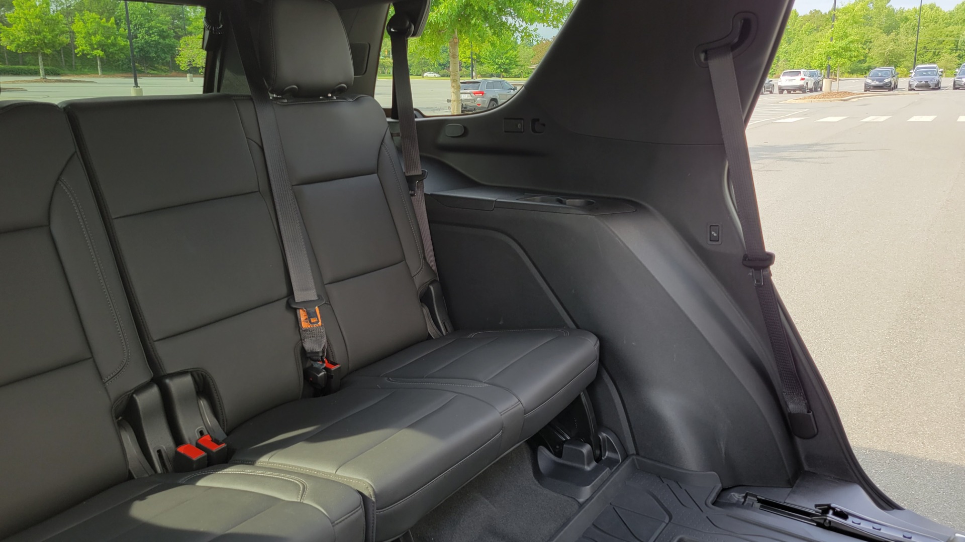 Used 2021 Chevrolet TAHOE LT / 2WD / 5.3L / NAV / SUNROOF / BOSE / 3-ROW / TOWING / CAMERA for sale $59,995 at Formula Imports in Charlotte NC 28227 68