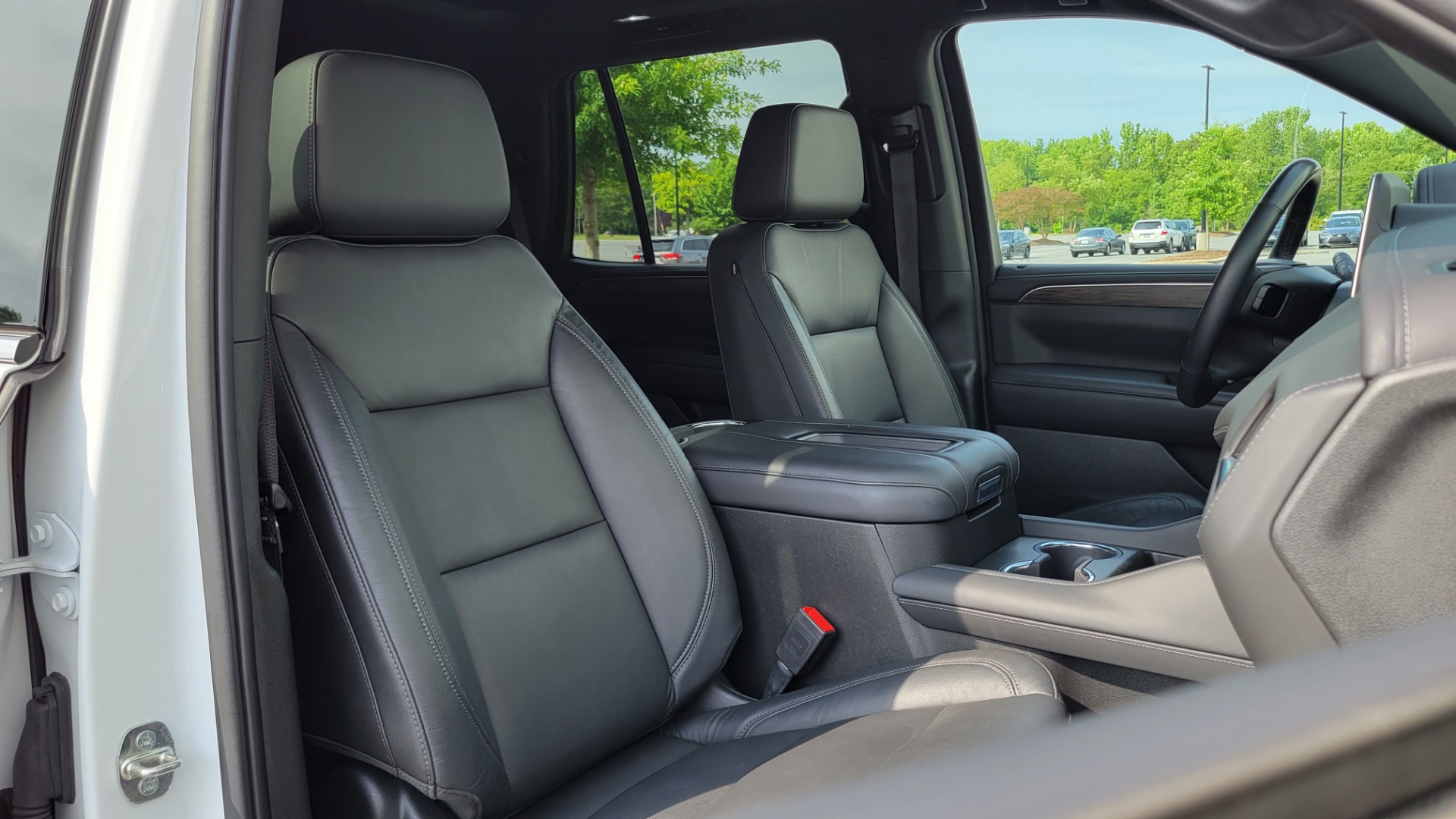 Used 2021 Chevrolet TAHOE LT / 2WD / 5.3L / NAV / SUNROOF / BOSE / 3-ROW / TOWING / CAMERA for sale $59,995 at Formula Imports in Charlotte NC 28227 73