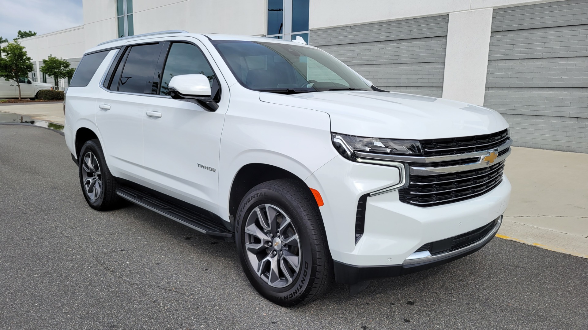 Used 2021 Chevrolet TAHOE LT / 2WD / 5.3L / NAV / SUNROOF / BOSE / 3-ROW / TOWING / CAMERA for sale $59,995 at Formula Imports in Charlotte NC 28227 9
