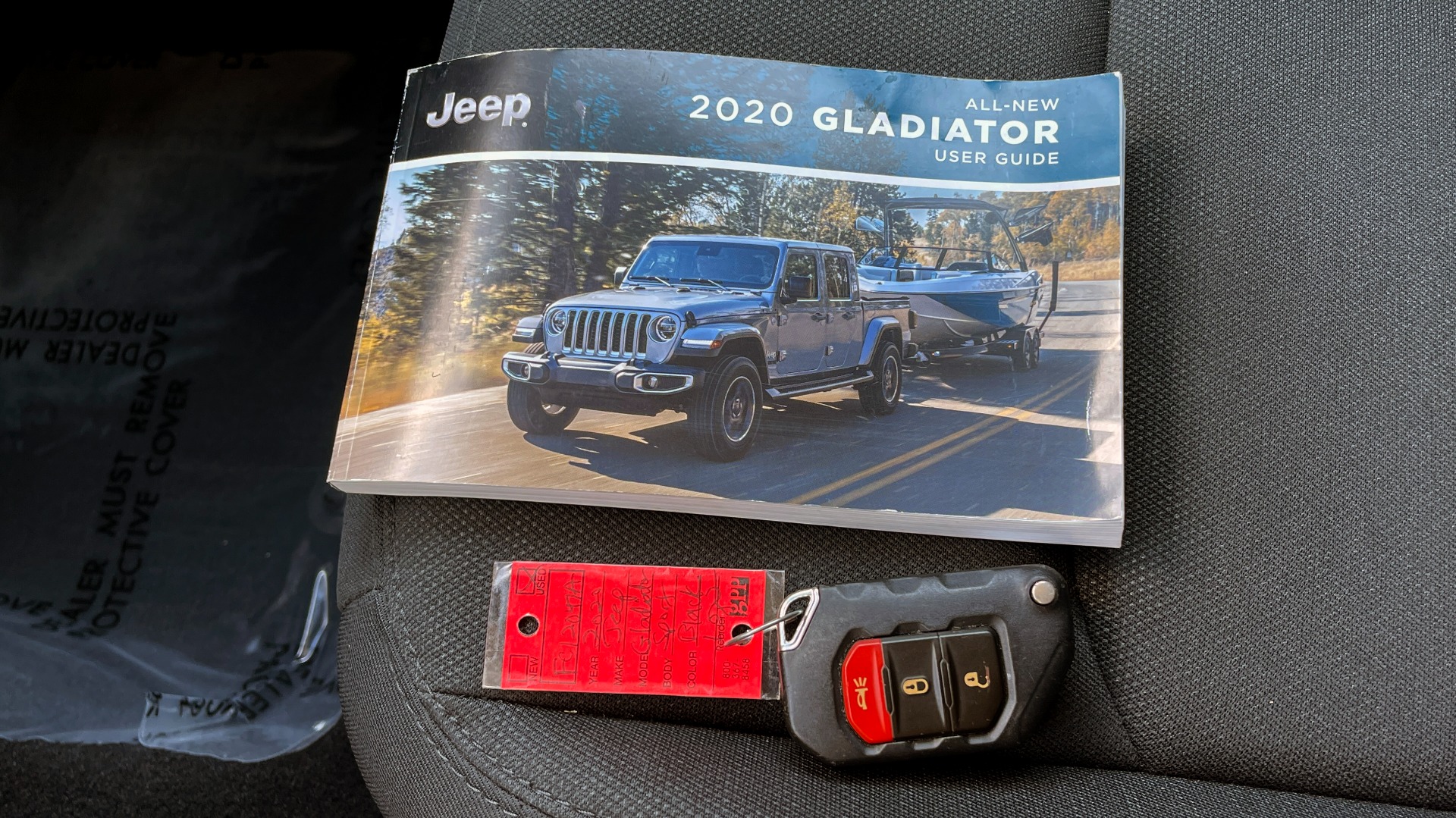 Used 2020 Jeep GLADIATOR SPORT 4X4 / 3.6L / AUTO / MAX TOW / TOUCH SCREEN / CAMERA for sale Sold at Formula Imports in Charlotte NC 28227 60