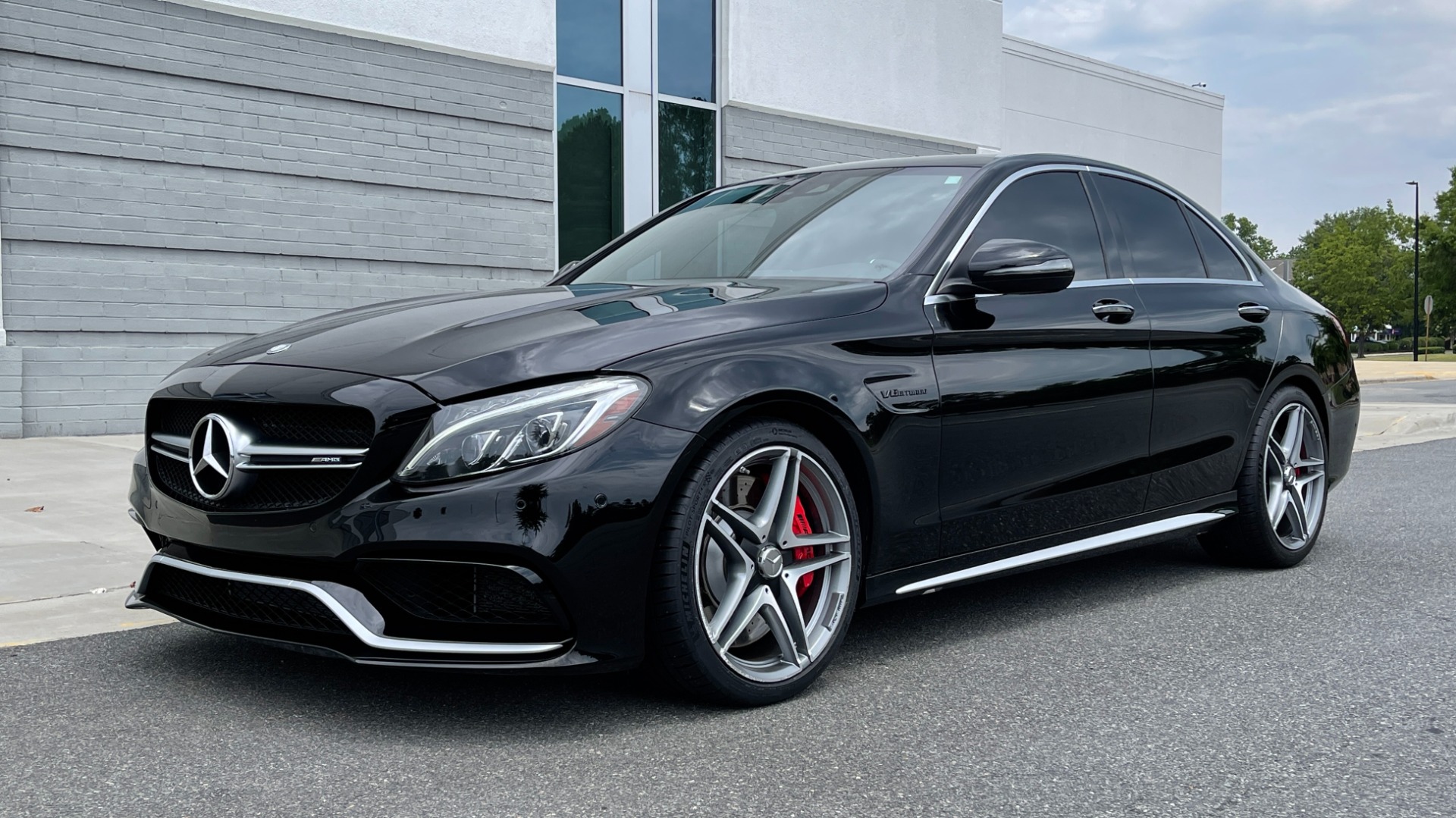 Used 2016 Mercedes-Benz C-CLASS AMG C 63 S SEDAN / NAV / BURMESTER / PANO-ROOF / CAMERA for sale $69,900 at Formula Imports in Charlotte NC 28227 2