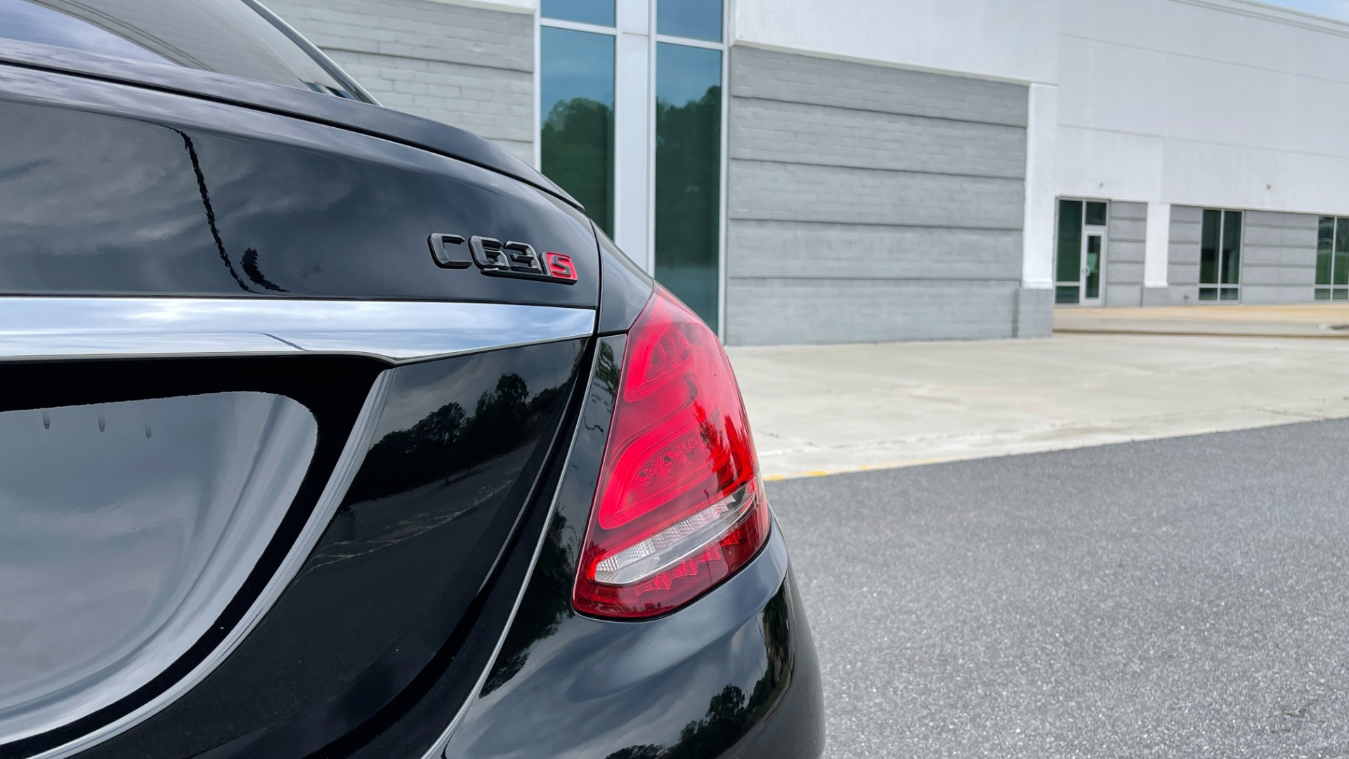 Used 2016 Mercedes-Benz C-CLASS AMG C 63 S SEDAN / NAV / BURMESTER / PANO-ROOF / CAMERA for sale $69,900 at Formula Imports in Charlotte NC 28227 24