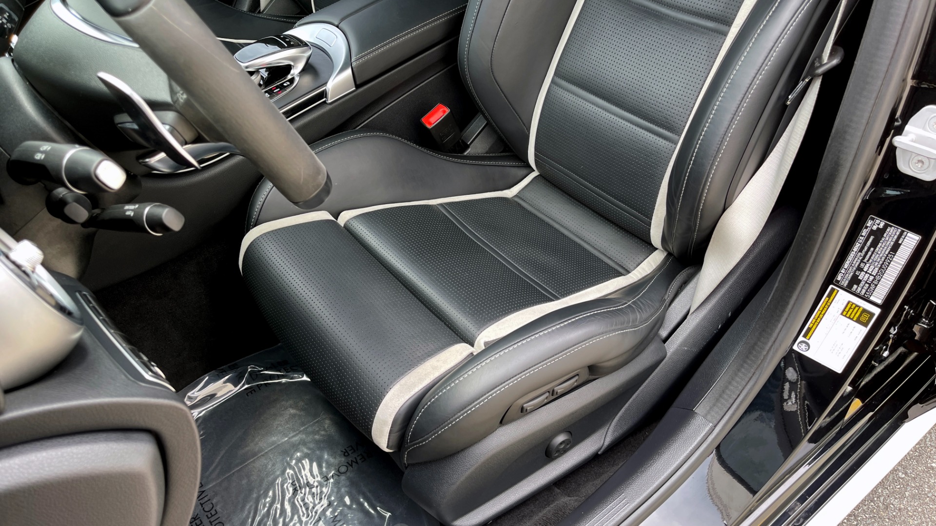 Used 2016 Mercedes-Benz C-CLASS AMG C 63 S SEDAN / NAV / BURMESTER / PANO-ROOF / CAMERA for sale $69,900 at Formula Imports in Charlotte NC 28227 33