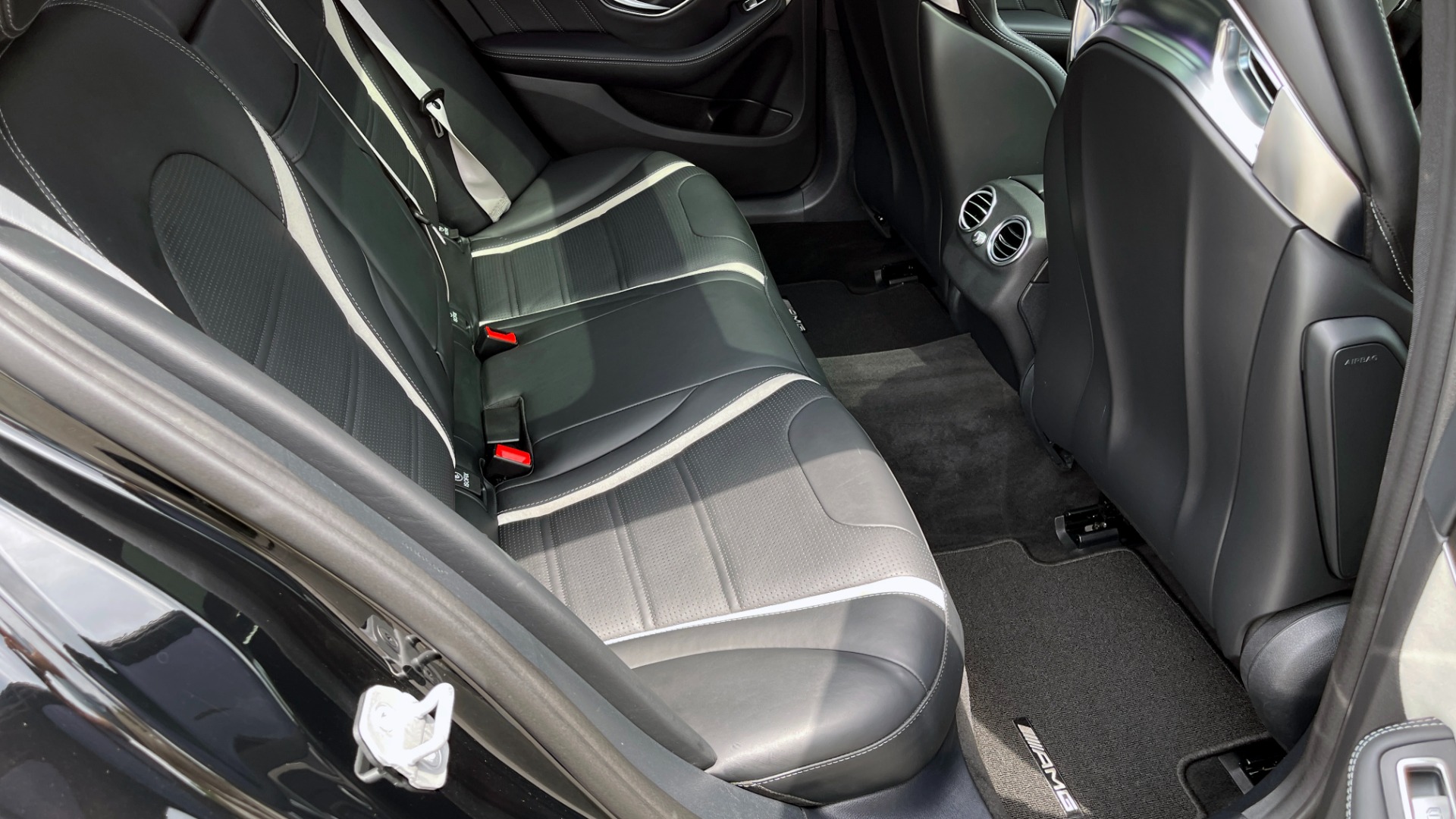 Used 2016 Mercedes-Benz C-CLASS AMG C 63 S SEDAN / NAV / BURMESTER / PANO-ROOF / CAMERA for sale $69,900 at Formula Imports in Charlotte NC 28227 60