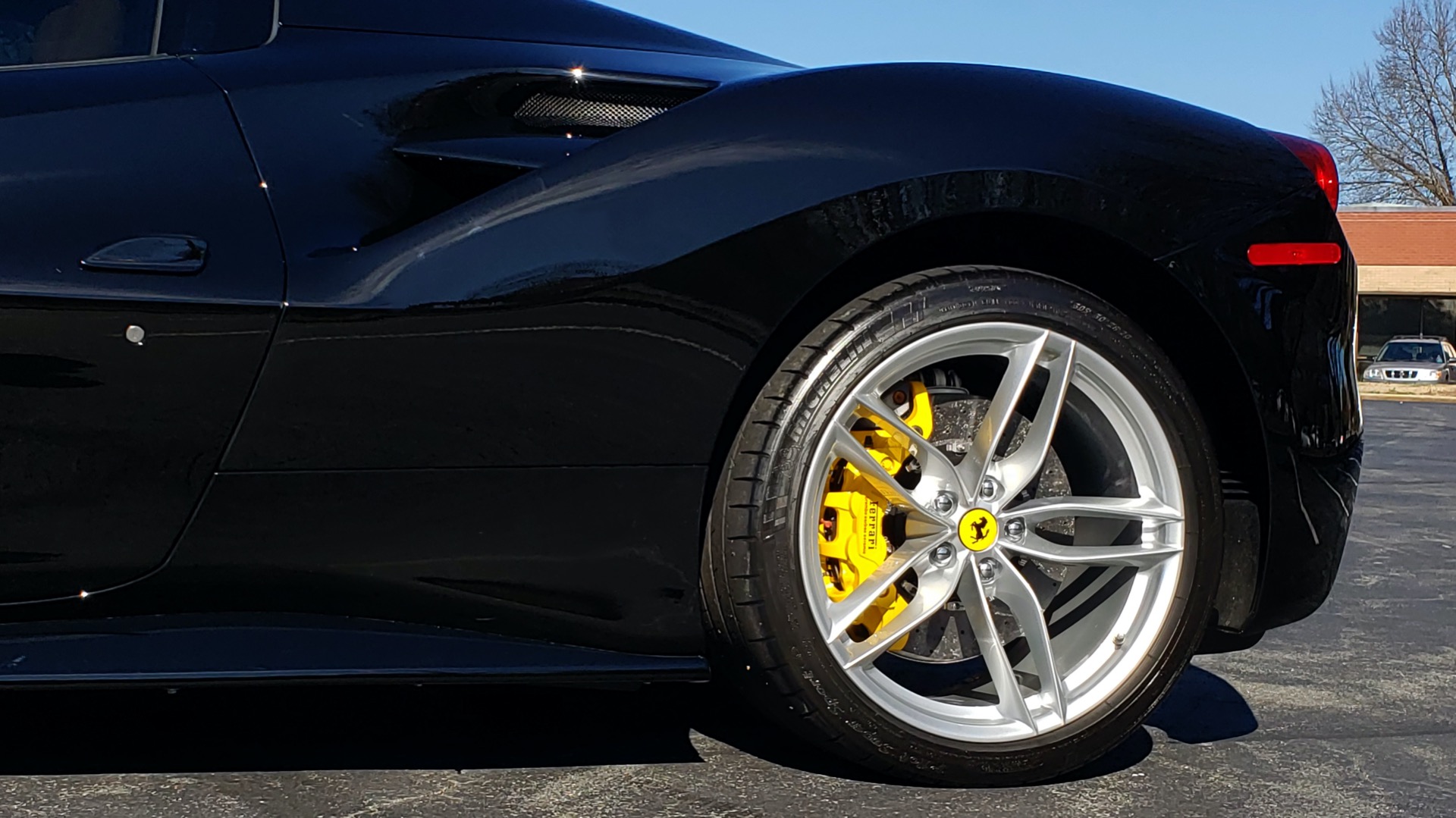 Used 2017 Ferrari 488 Spider SUSP LFT / JBL SND / SPRT EXH / F1 TRANS for sale $315,000 at Formula Imports in Charlotte NC 28227 11