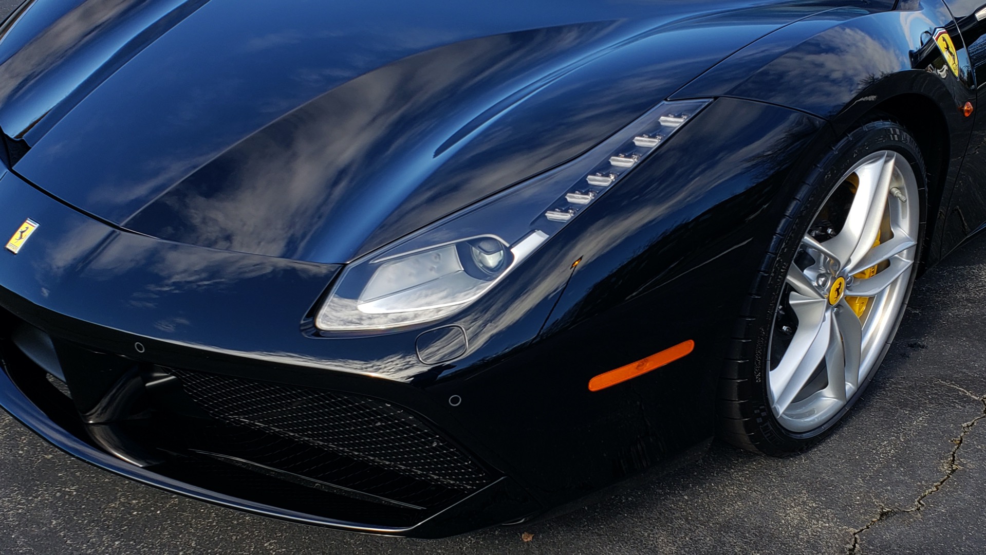 Used 2017 Ferrari 488 Spider SUSP LFT / JBL SND / SPRT EXH / F1 TRANS for sale $315,000 at Formula Imports in Charlotte NC 28227 43