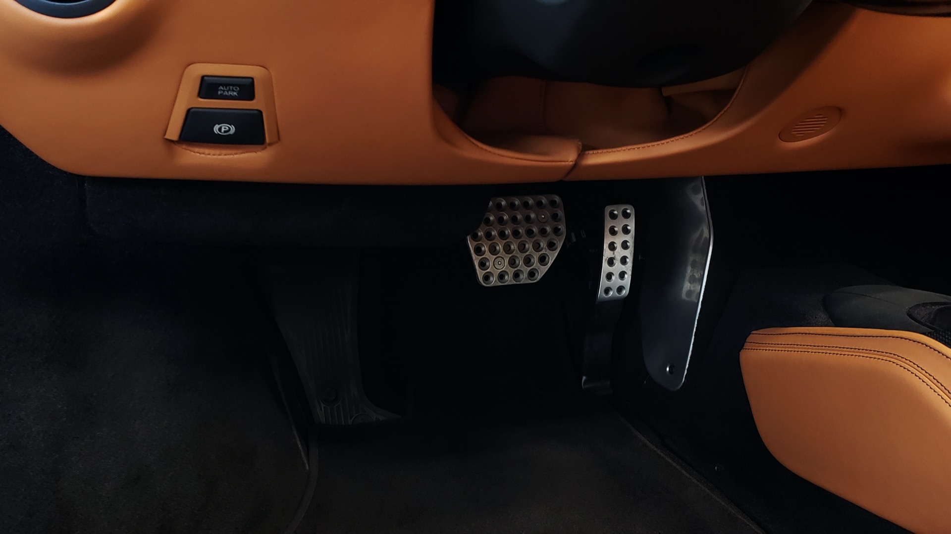 Used 2017 Ferrari 488 Spider SUSP LFT / JBL SND / SPRT EXH / F1 TRANS for sale $315,000 at Formula Imports in Charlotte NC 28227 63