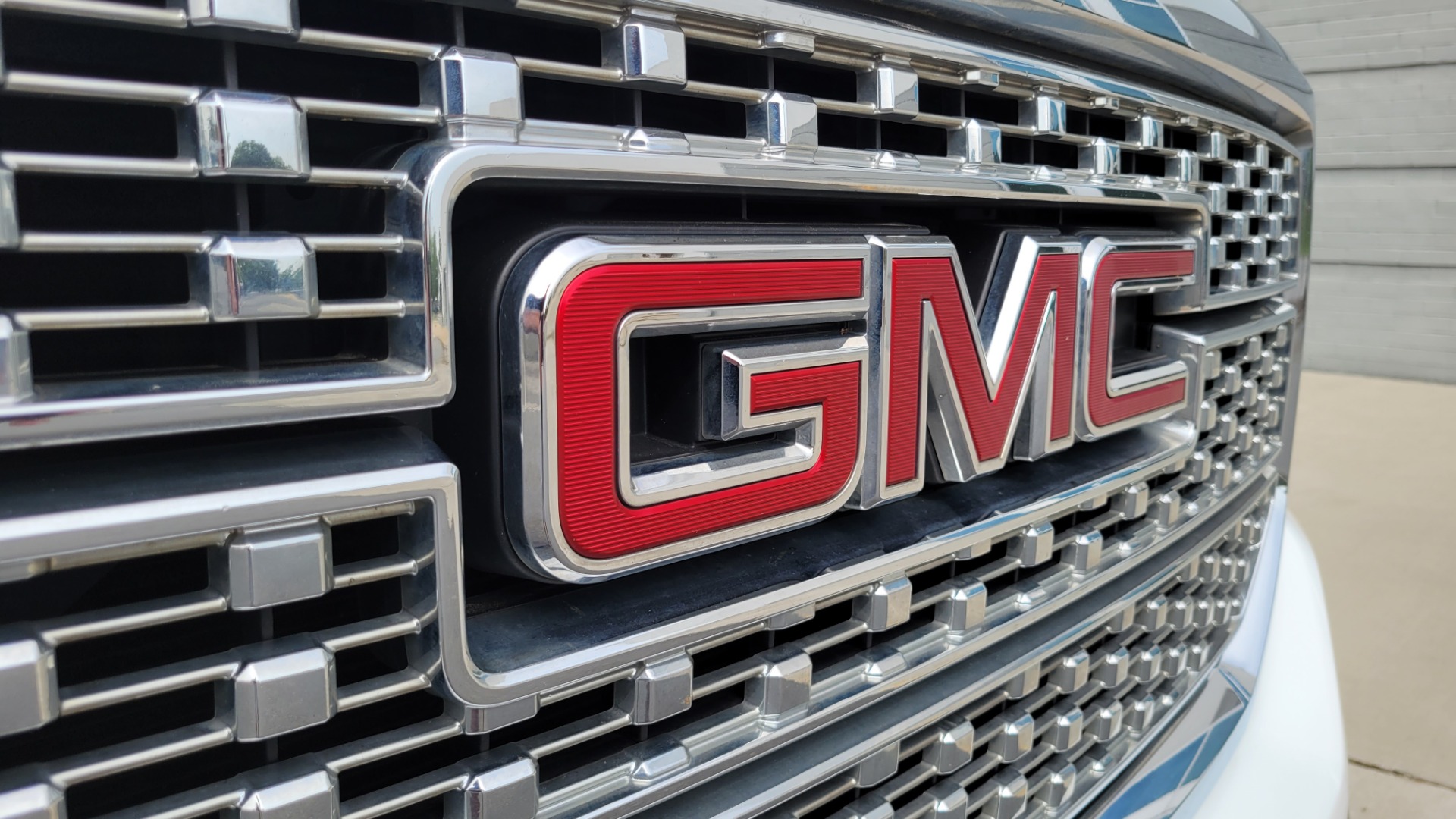 Used 2016 GMC SIERRA 1500 SLT 4X4 Z71 CREWCAB / NAV / BOSE / HTS STS & STRNG WHL / CAMERA for sale $29,695 at Formula Imports in Charlotte NC 28227 21