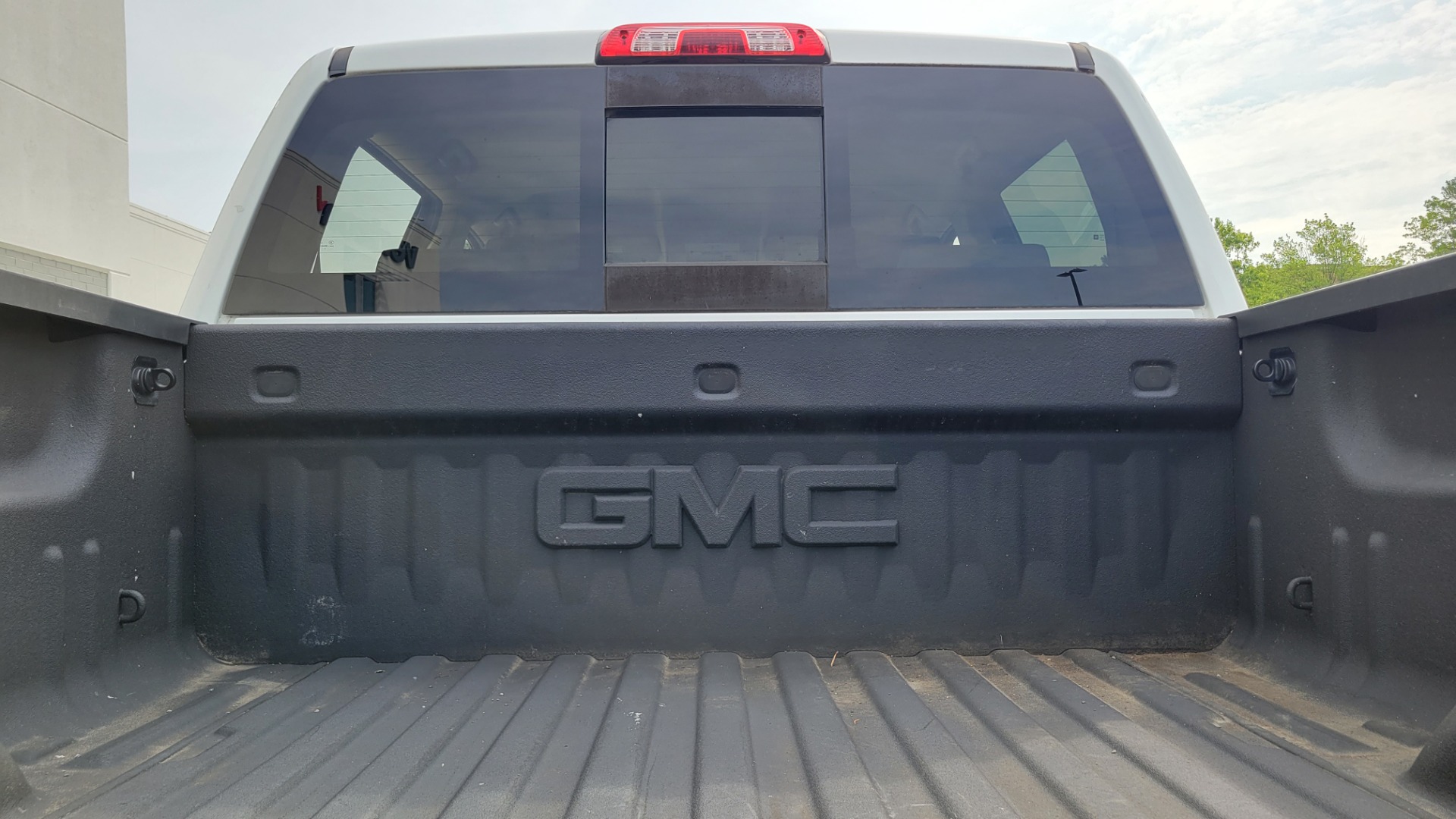 Used 2016 GMC SIERRA 1500 SLT 4X4 Z71 CREWCAB / NAV / BOSE / HTS STS & STRNG WHL / CAMERA for sale Sold at Formula Imports in Charlotte NC 28227 23