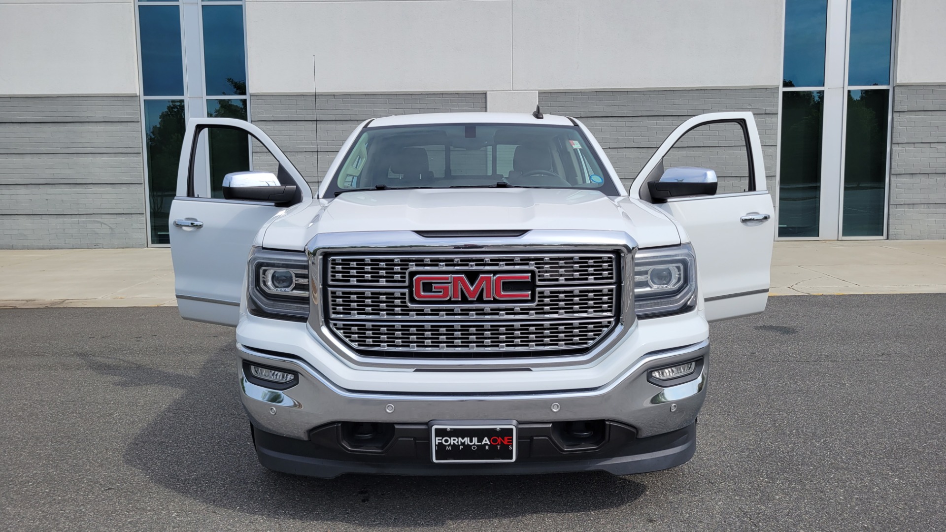 Used 2016 GMC SIERRA 1500 SLT 4X4 Z71 CREWCAB / NAV / BOSE / HTS STS & STRNG WHL / CAMERA for sale $29,695 at Formula Imports in Charlotte NC 28227 27