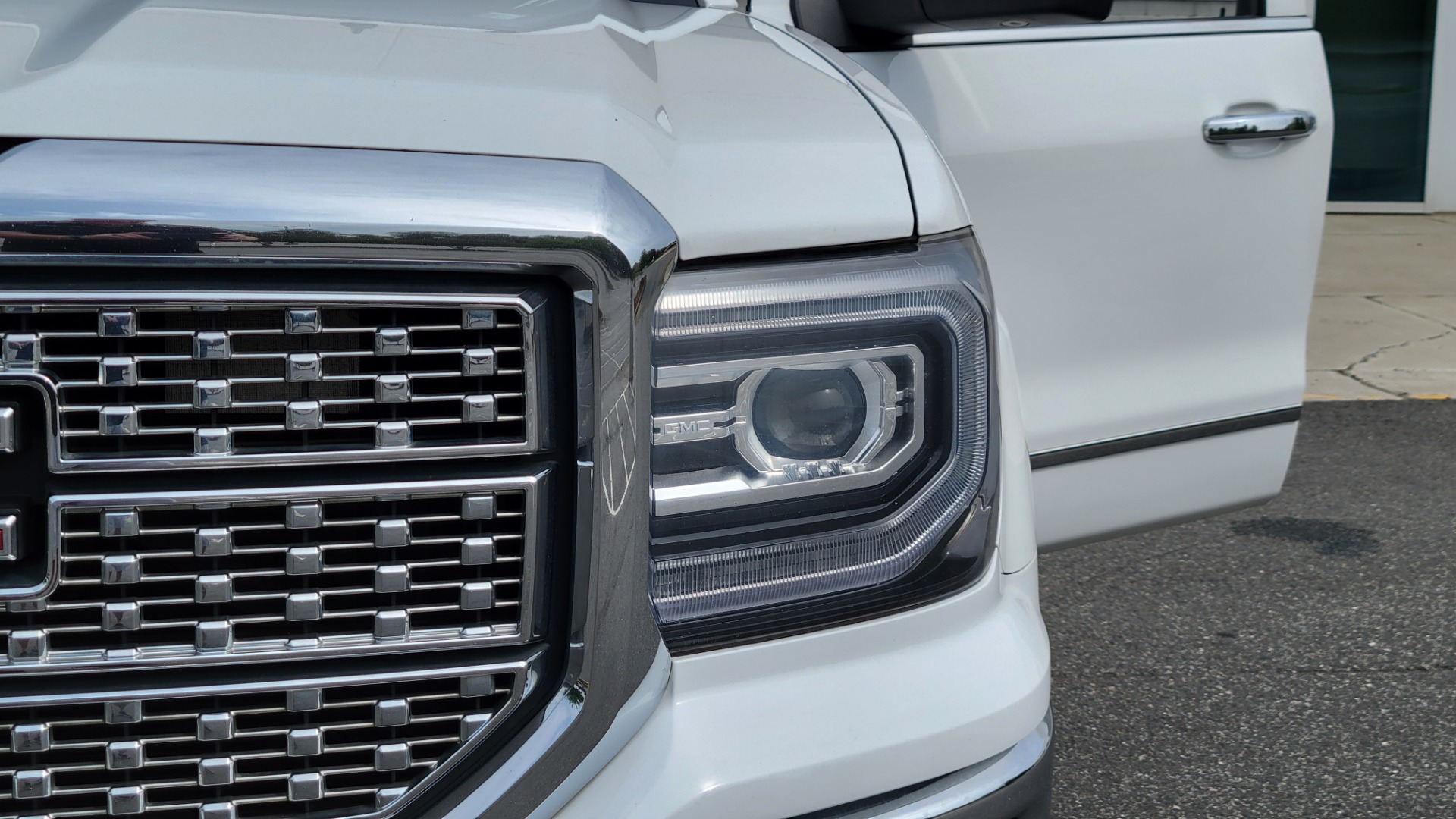 Used 2016 GMC SIERRA 1500 SLT 4X4 Z71 CREWCAB / NAV / BOSE / HTS STS & STRNG WHL / CAMERA for sale Sold at Formula Imports in Charlotte NC 28227 29