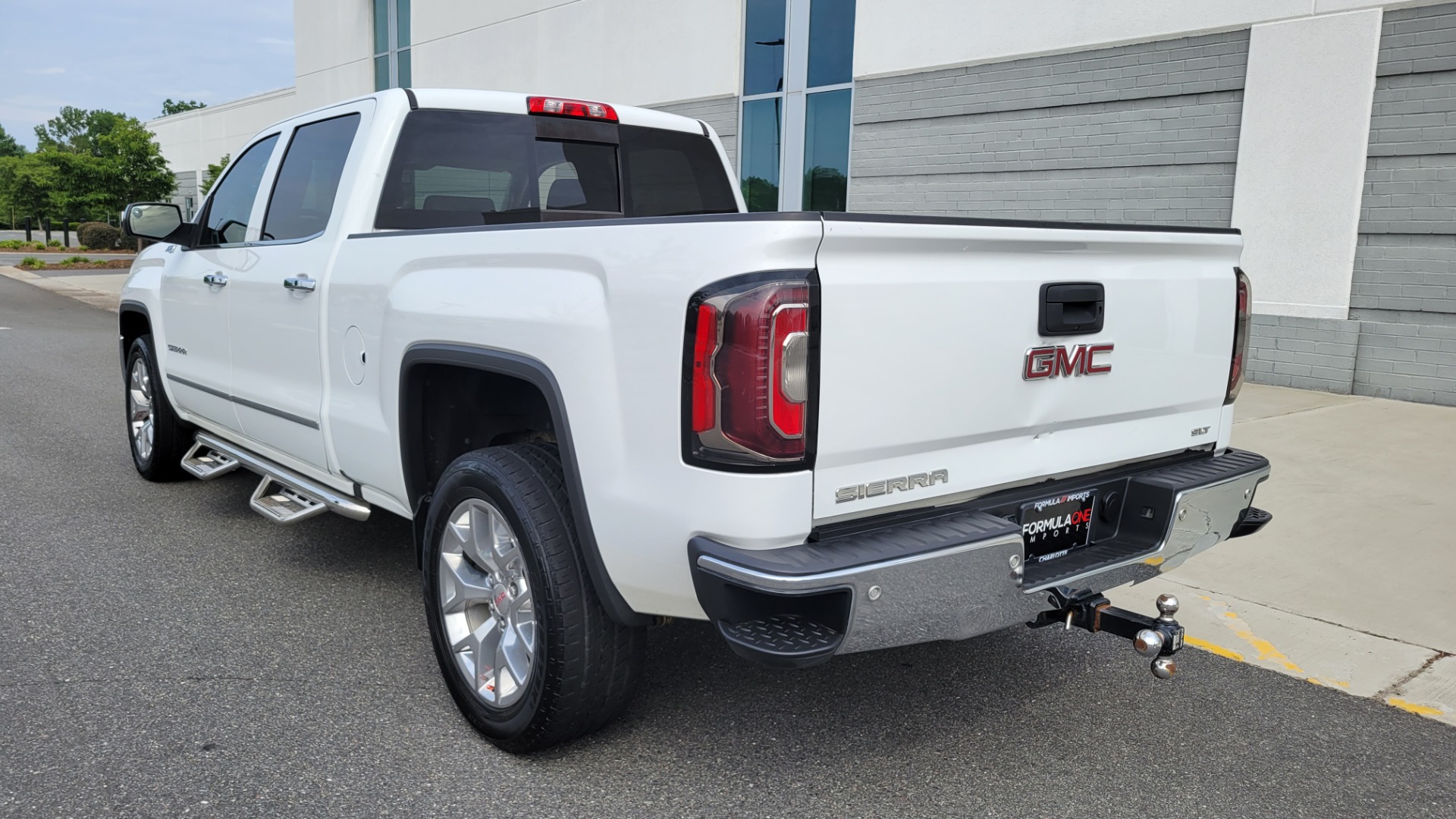 Used 2016 GMC SIERRA 1500 SLT 4X4 Z71 CREWCAB / NAV / BOSE / HTS STS & STRNG WHL / CAMERA for sale Sold at Formula Imports in Charlotte NC 28227 5