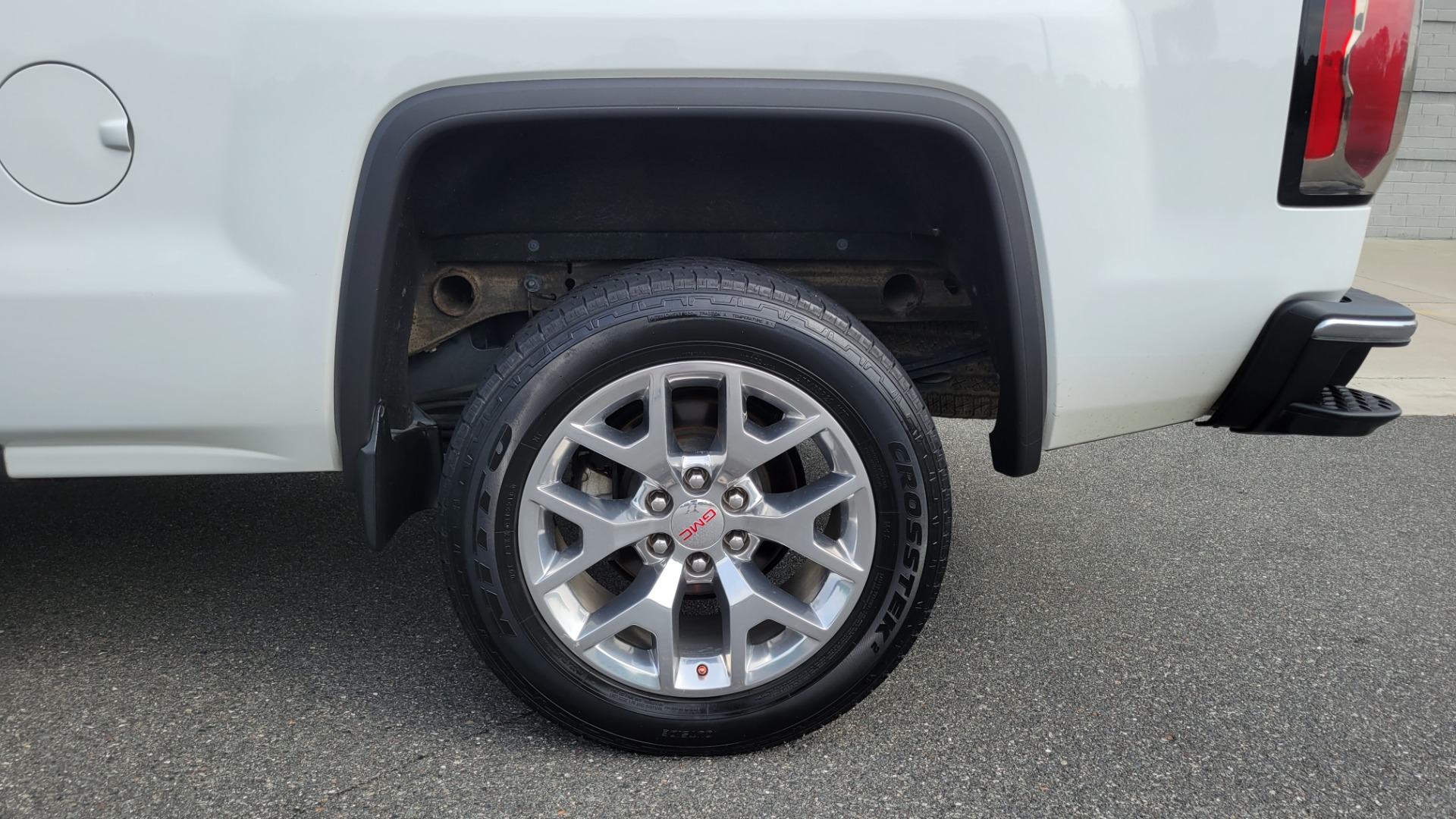 Used 2016 GMC SIERRA 1500 SLT 4X4 Z71 CREWCAB / NAV / BOSE / HTS STS & STRNG WHL / CAMERA for sale $29,695 at Formula Imports in Charlotte NC 28227 85