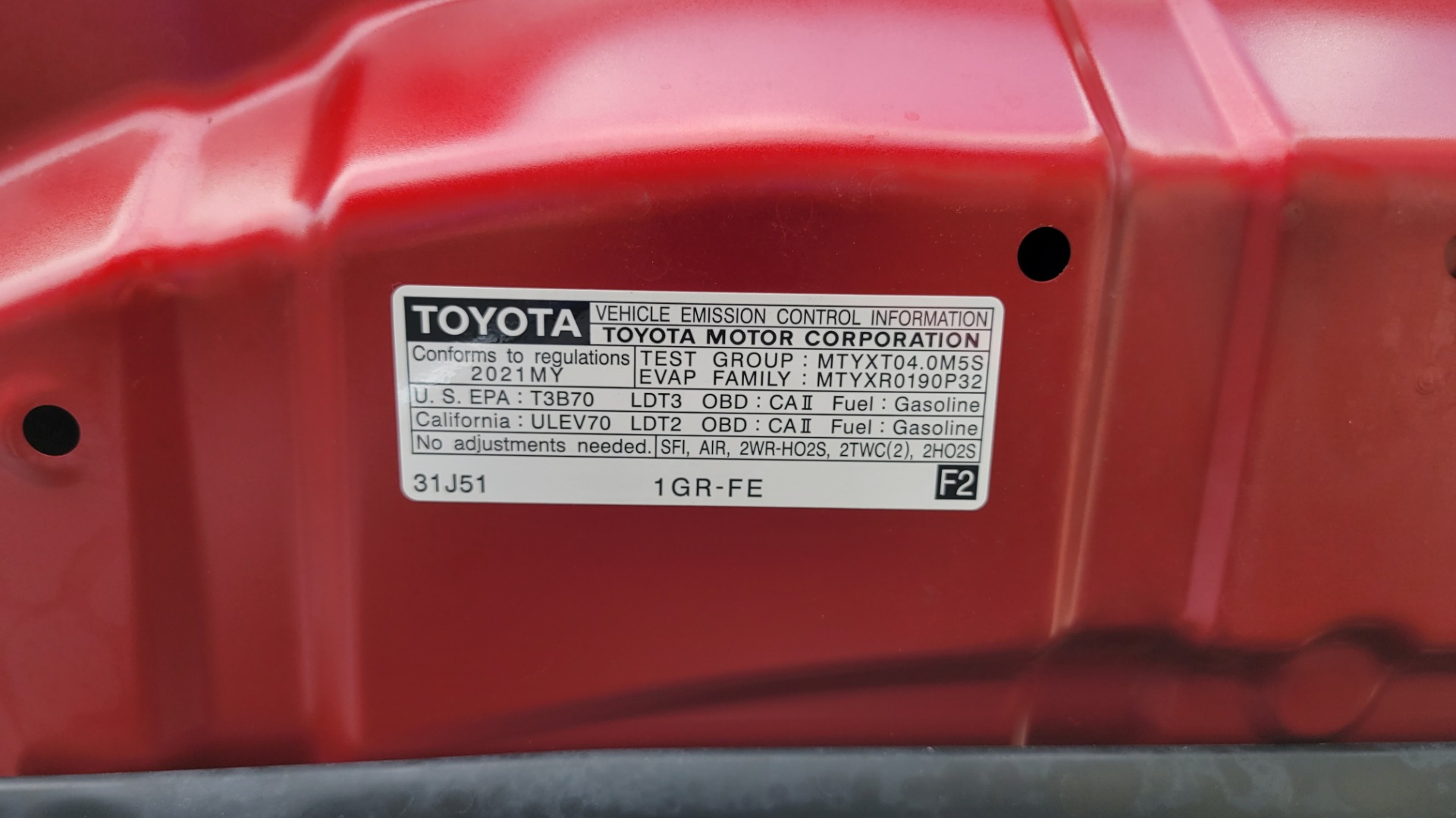 Used 2021 Toyota 4RUNNER SR5 PREMIUM 4X4 / 4.0L V6 / NAV / SUNROOF / PREM SOUND / CAMERA for sale $48,995 at Formula Imports in Charlotte NC 28227 17