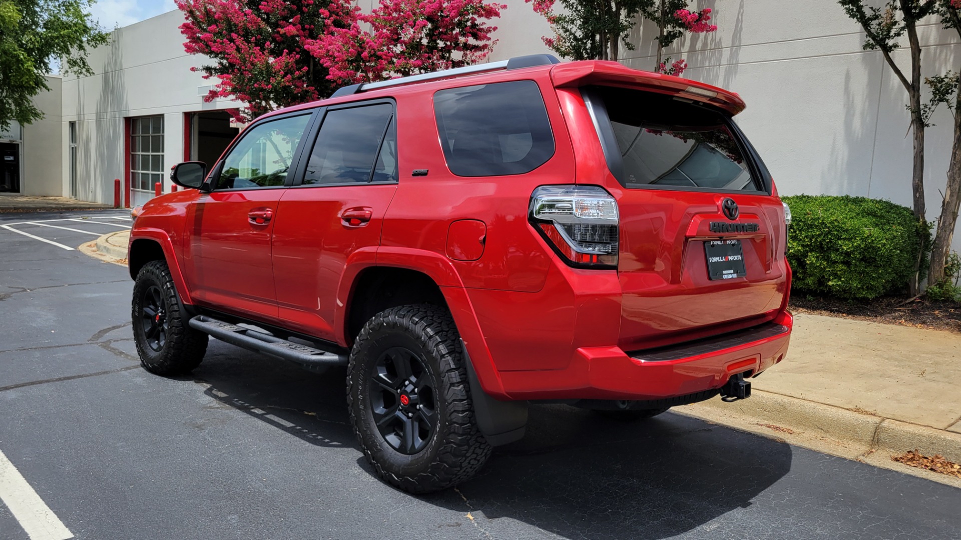 Used 2021 Toyota 4RUNNER SR5 PREMIUM 4X4 / 4.0L V6 / NAV / SUNROOF / PREM SOUND / CAMERA for sale $48,995 at Formula Imports in Charlotte NC 28227 4